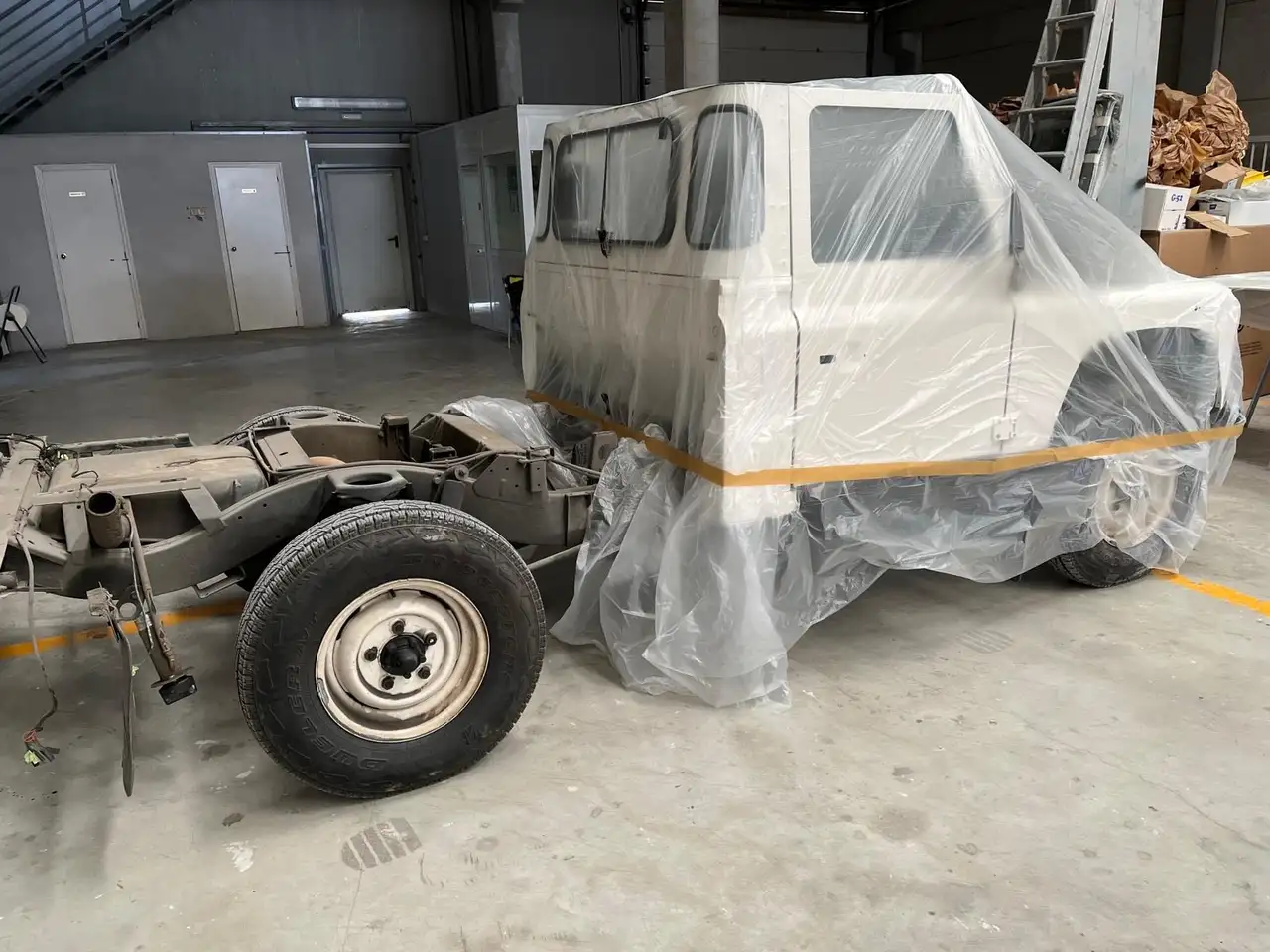 Land Rover Defender 2.5 TDi, foto 10