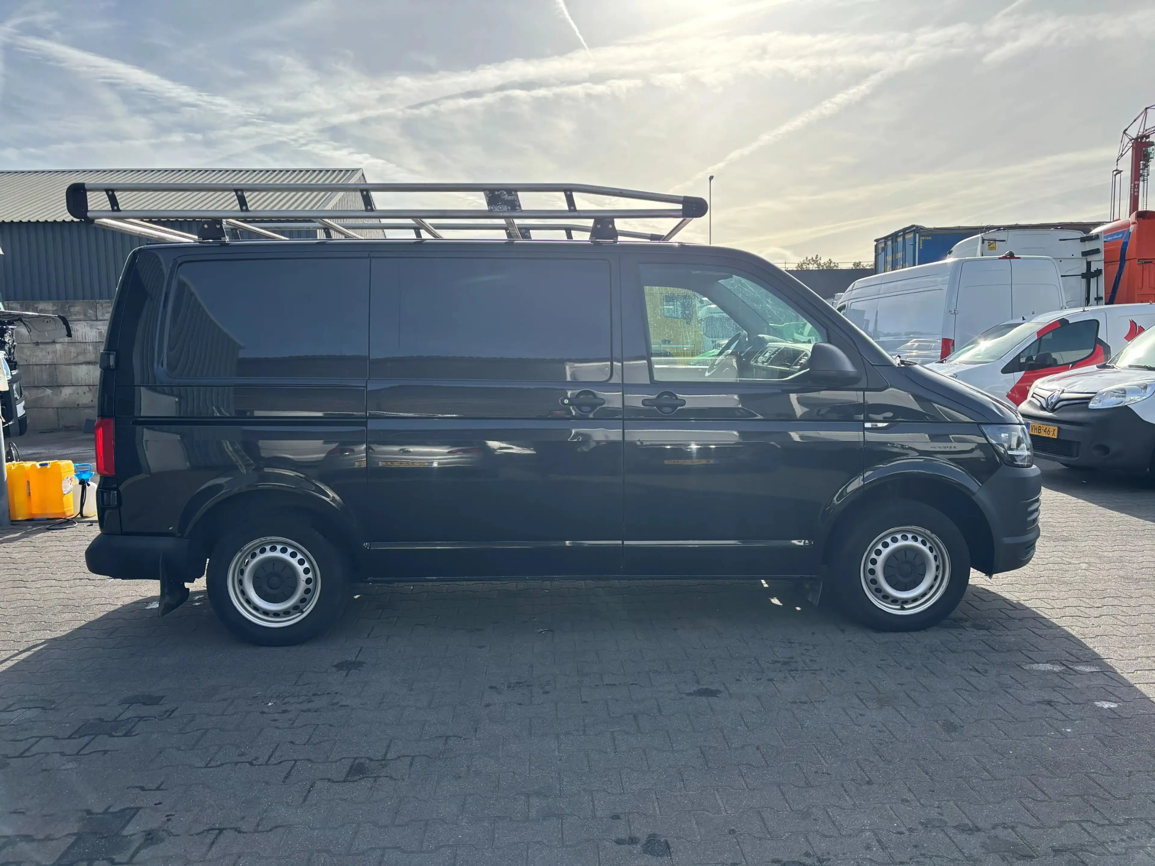 Volkswagen Transporter 2.0 TDI L1 Airco AHK — photo 4