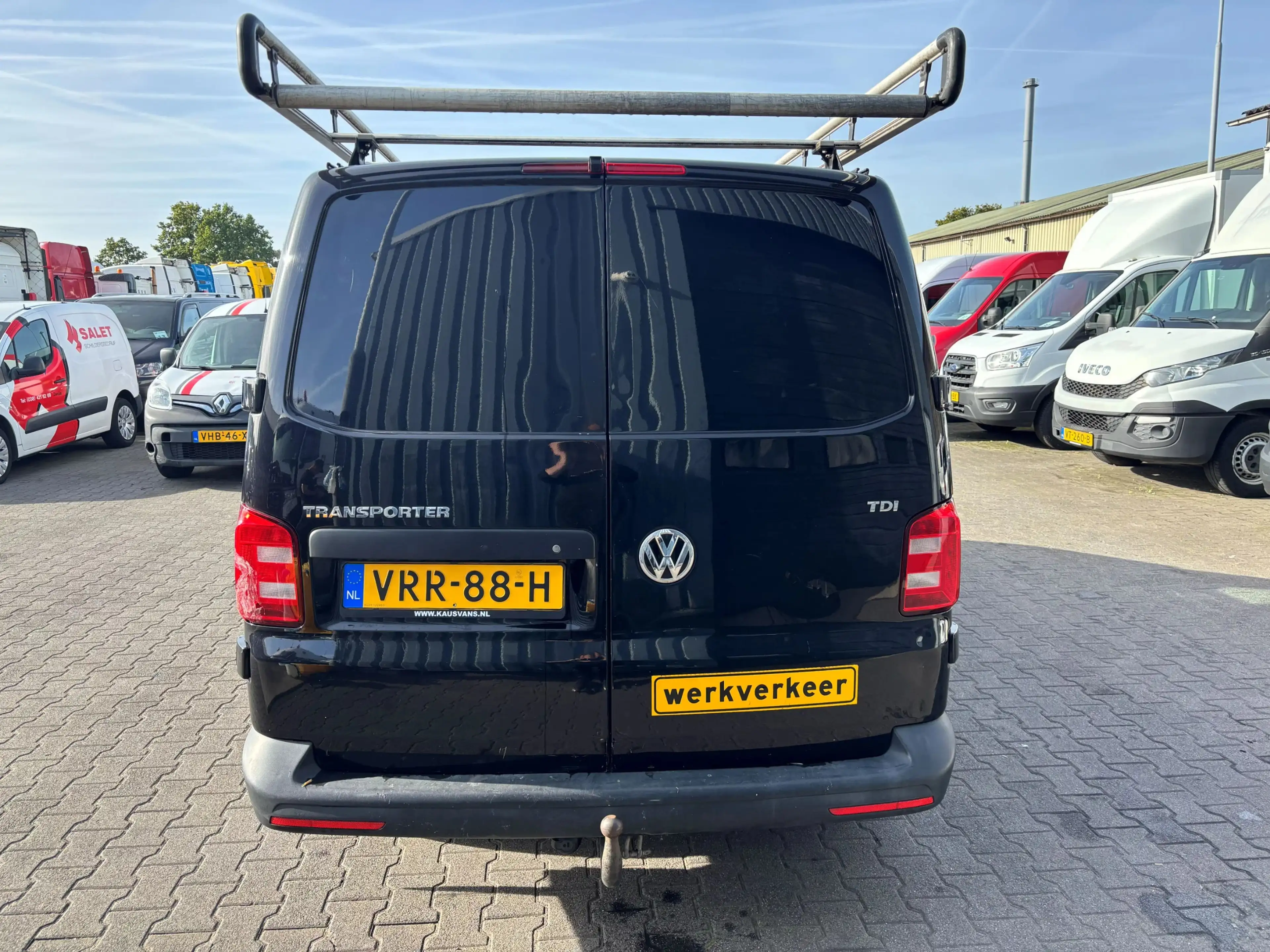 Volkswagen Transporter 2.0 TDI L1 Airco AHK — photo 6