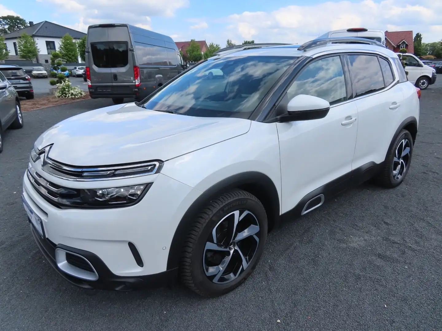 Citroen C5 Aircross 2,0Blue-HDI Shine  Autom. Kamera AHK Weiß - 1