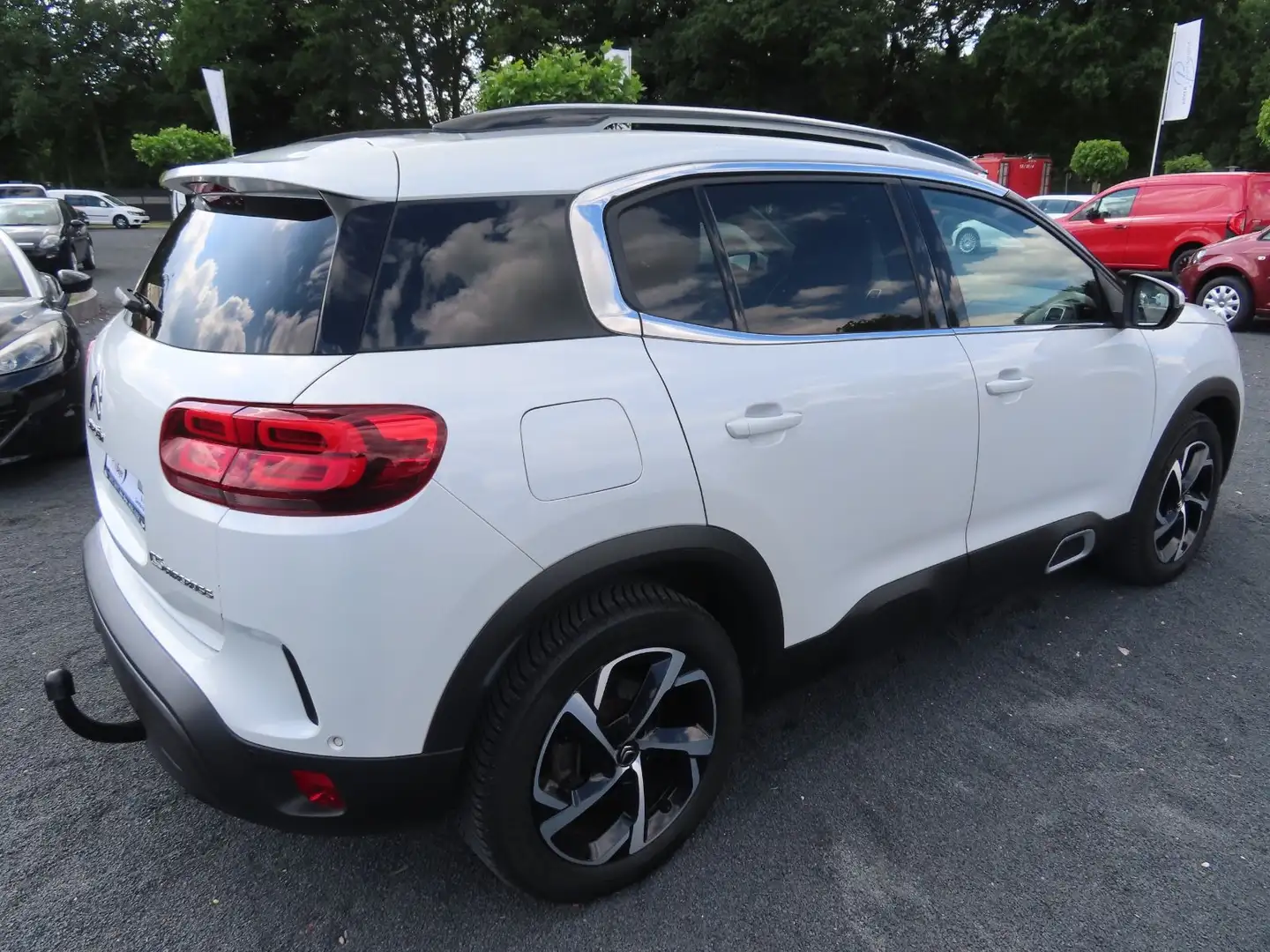 Citroen C5 Aircross 2,0Blue-HDI Shine  Autom. Kamera AHK Weiß - 2