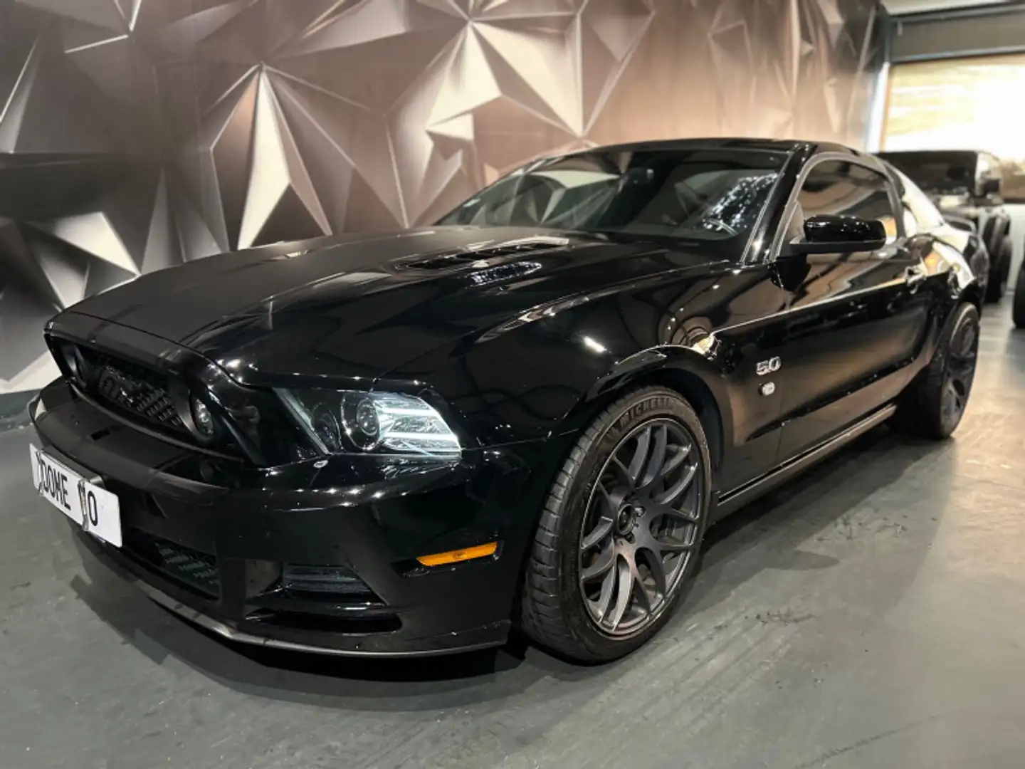 Ford Mustang 5.0 V8 421 - 1