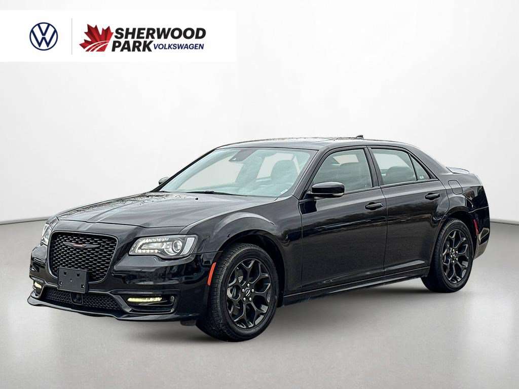 2023 Chrysler 300 300S | AWD | LEATHER SEATS | PANO-ROOF | NAVI | ALPINE AUDIO | FOG LIGHTS