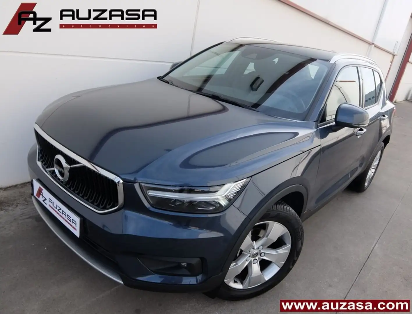 Volvo XC40 T3 Momentum Pro Aut. Azul - 1