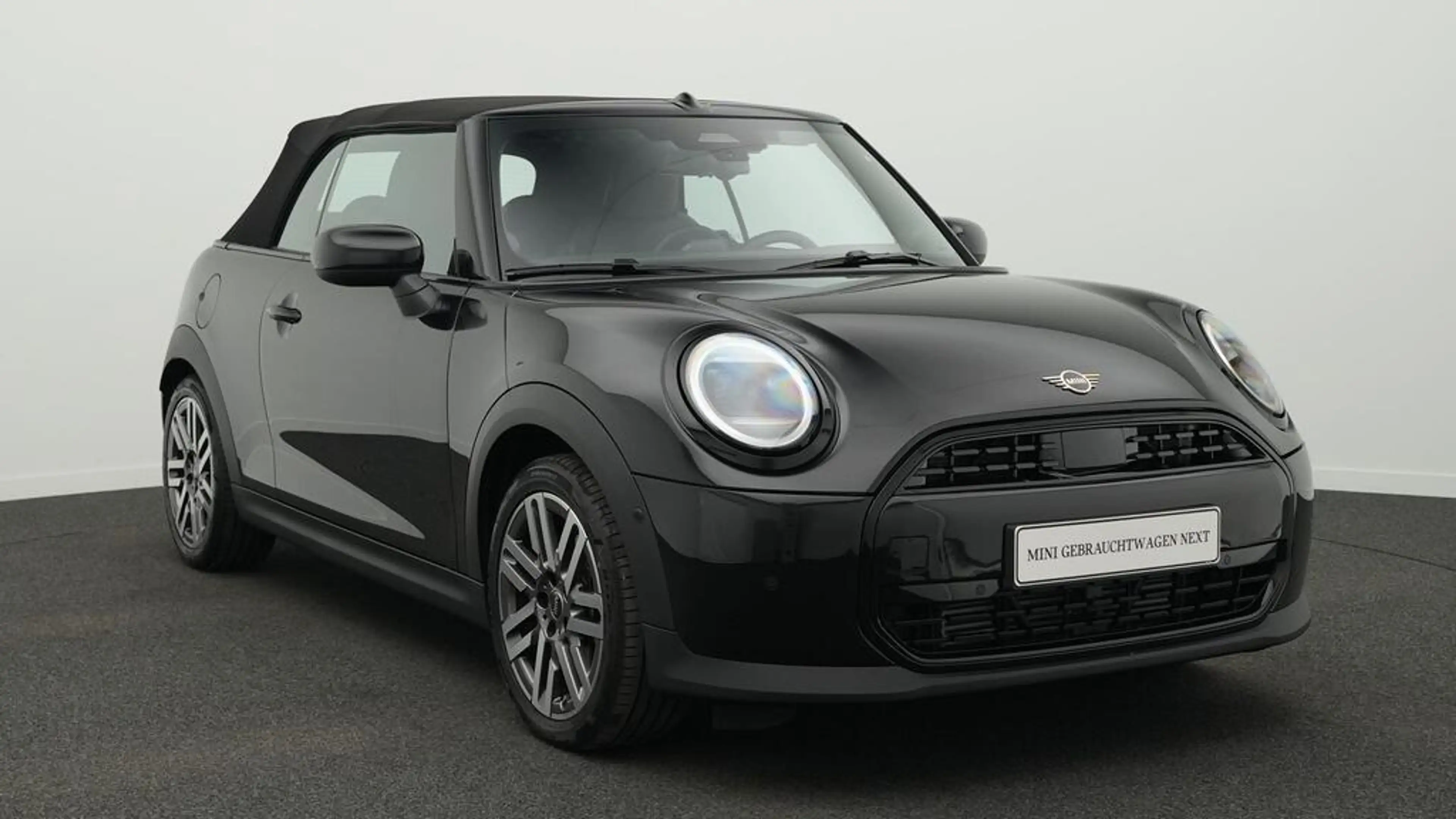 MINI Cooper C Cabrio Classic Trim — photo 14