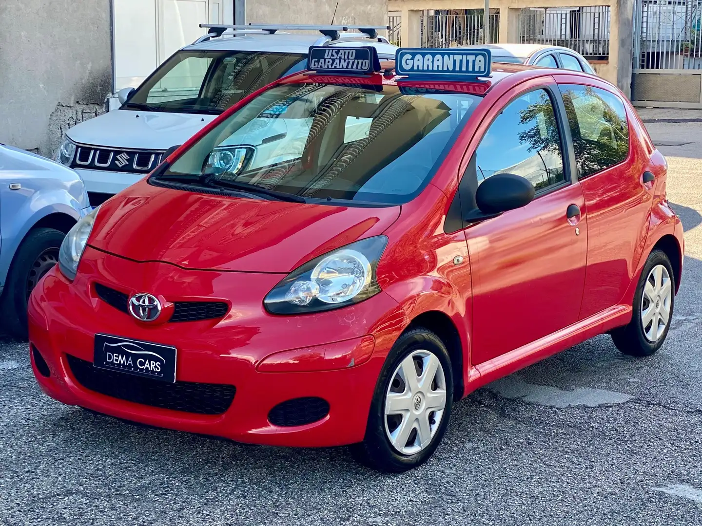 Toyota Aygo Aygo 1.0 CLIMA 10 Rosso - 1