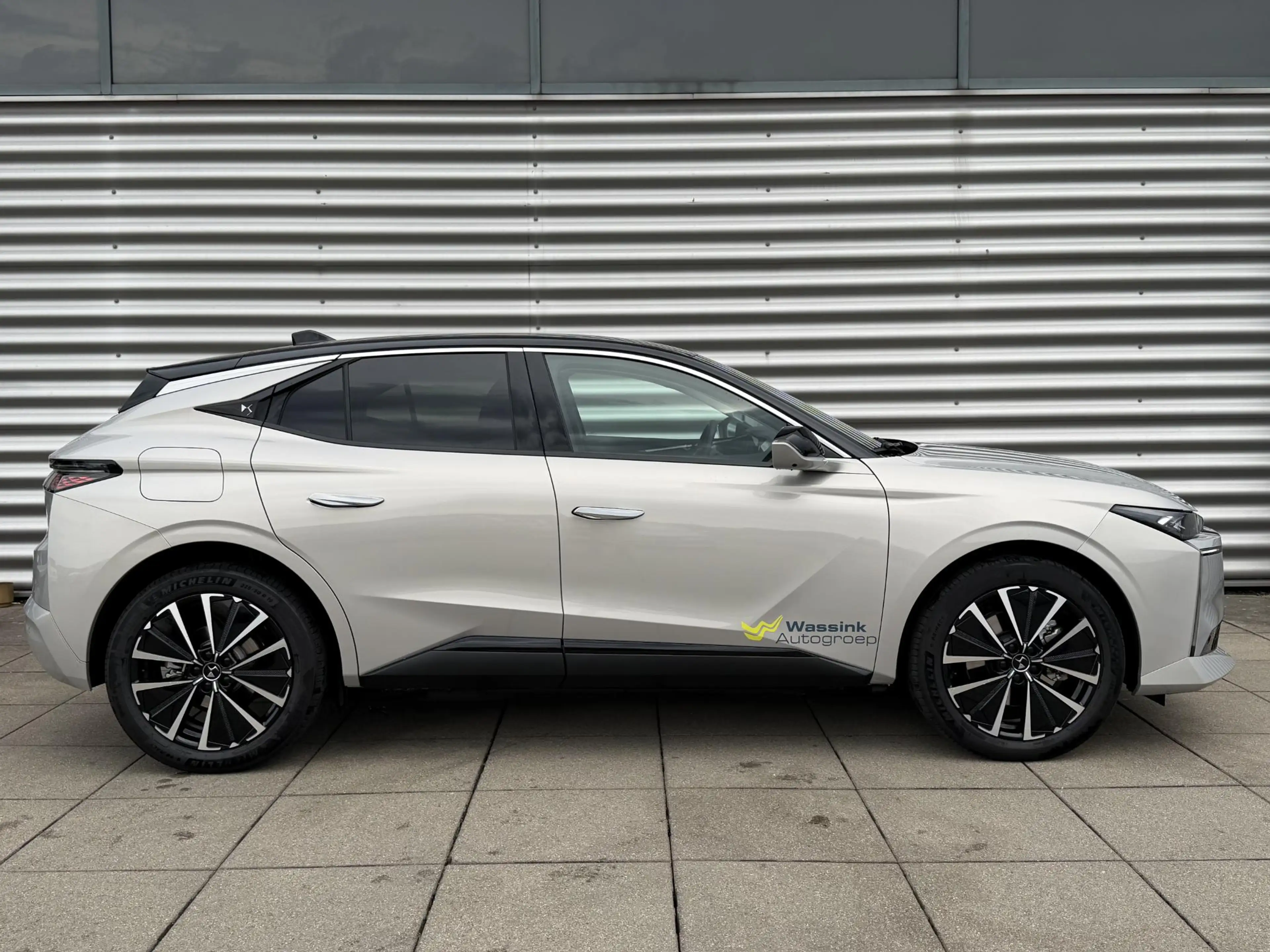 DS Automobiles DS 4 No E-Tense Etoile Absolute Comfort Tech Pack 58.3 — photo 7