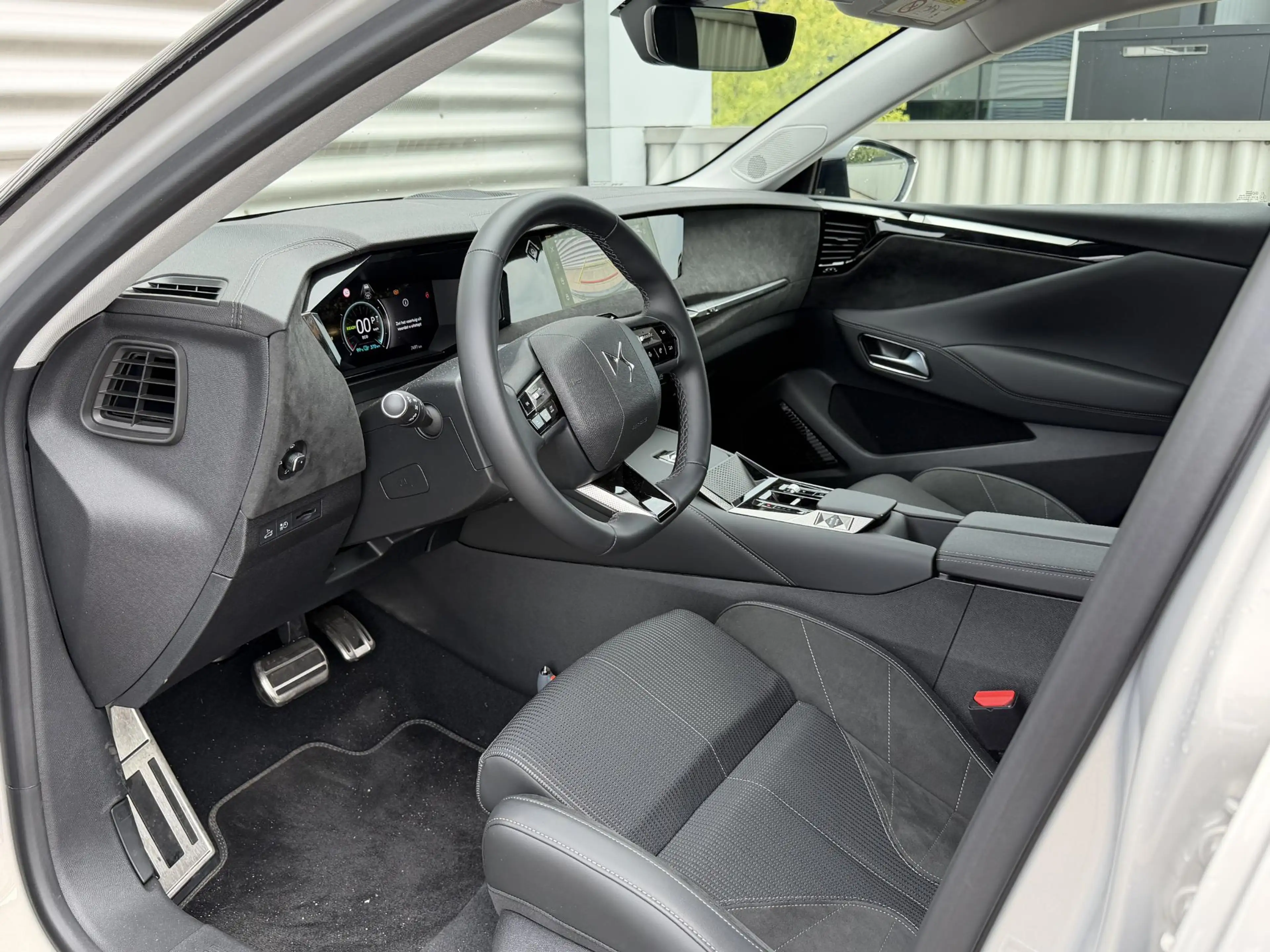 DS Automobiles DS 4 No E-Tense Etoile Absolute Comfort Tech Pack 58.3 — photo 10