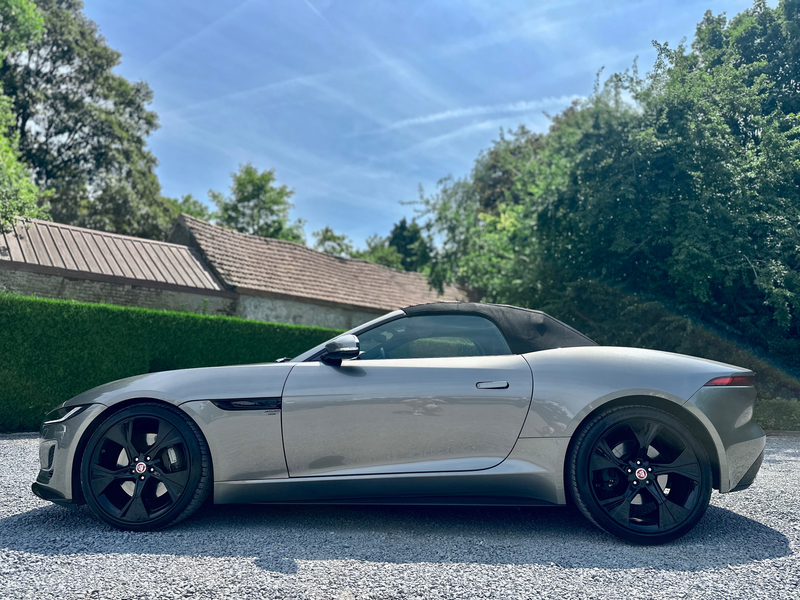 Jaguar F-Type F-Type Cabriolet 2.0 i4 P300 R-Dynamic / MERIDIAN SOUNDSYS / CARPLAY / CAMERA / — photo 7