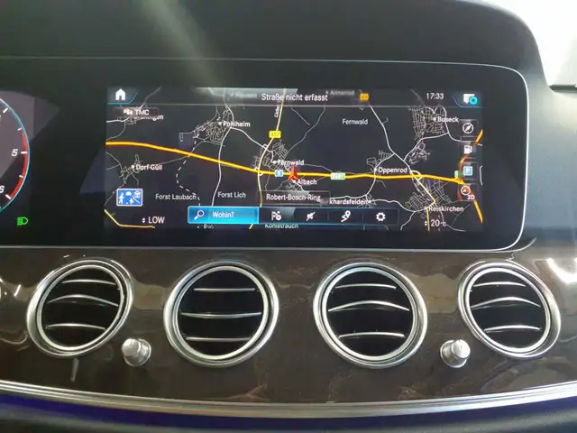 Mercedes-Benz E-Class view 12