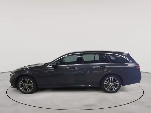 Mercedes-Benz E-Class view 6