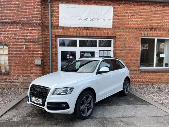 Audi Q5 2.0 TDI quattro 3xSLine+ACC+AHK+Black Paket!!