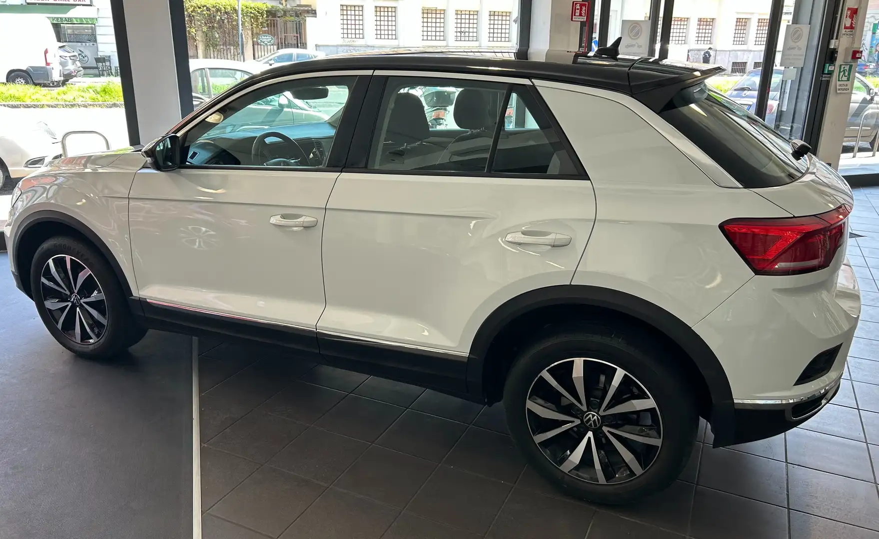 Volkswagen T-Roc 1.0 TSI Style 110cv Blanco - 2
