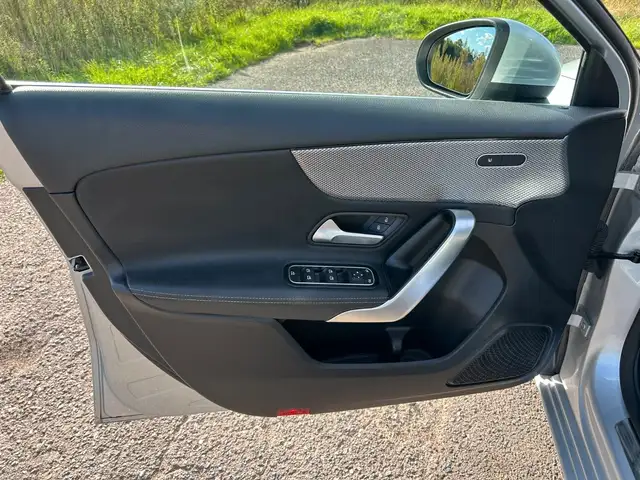Mercedes-Benz A-Class view 13
