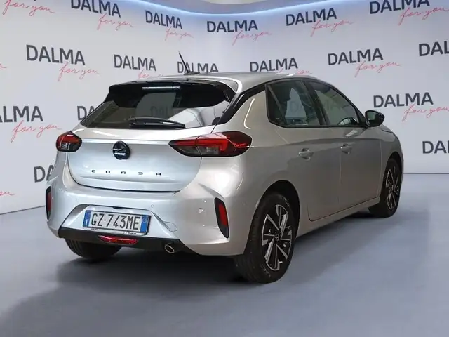 Opel Corsa view 5