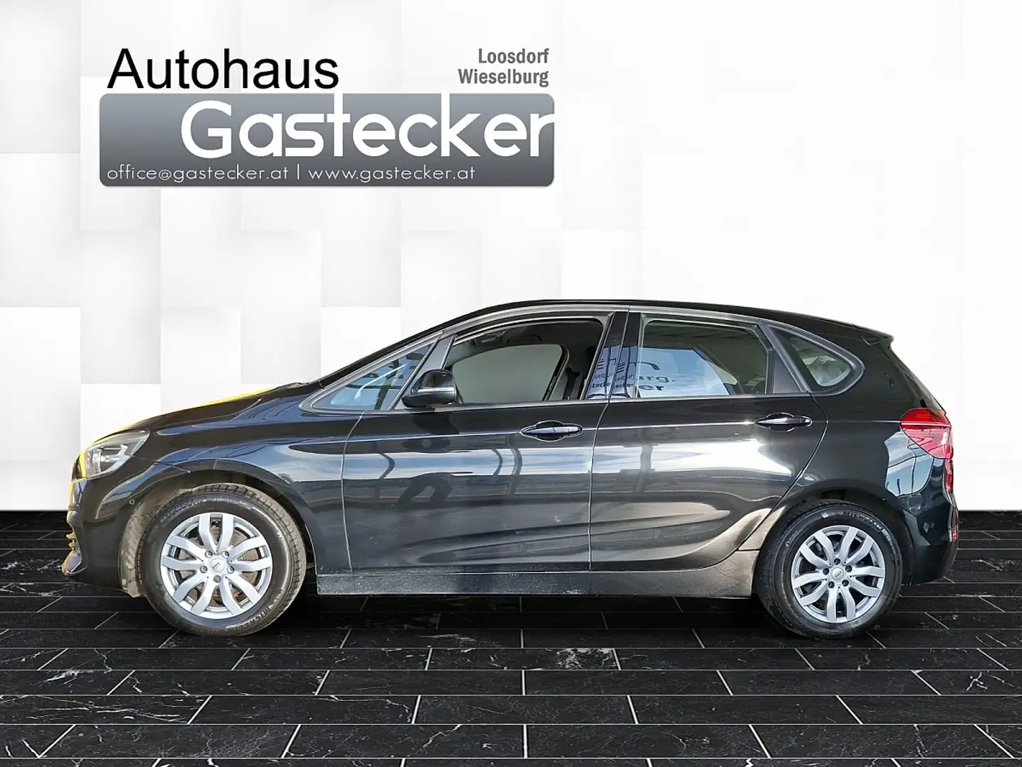 BMW 216 d Automatik Diesel Active Tourer Advantage Noir - 2