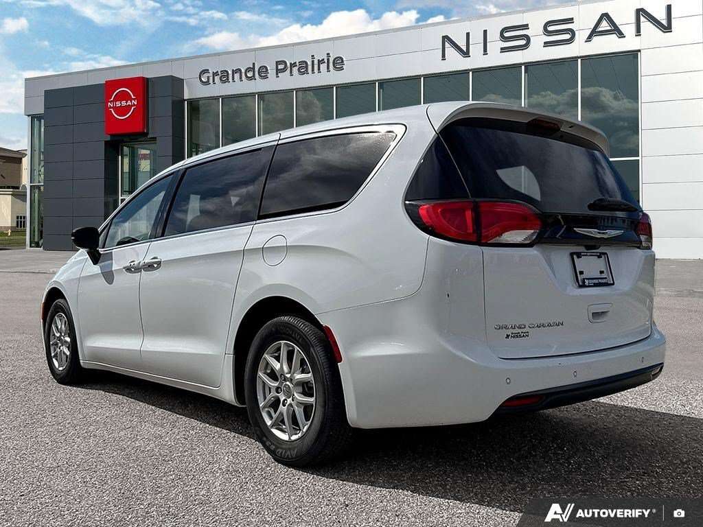 2025 Chrysler Grand Caravan SXT | Power Sliding Side Doors — снимка 1