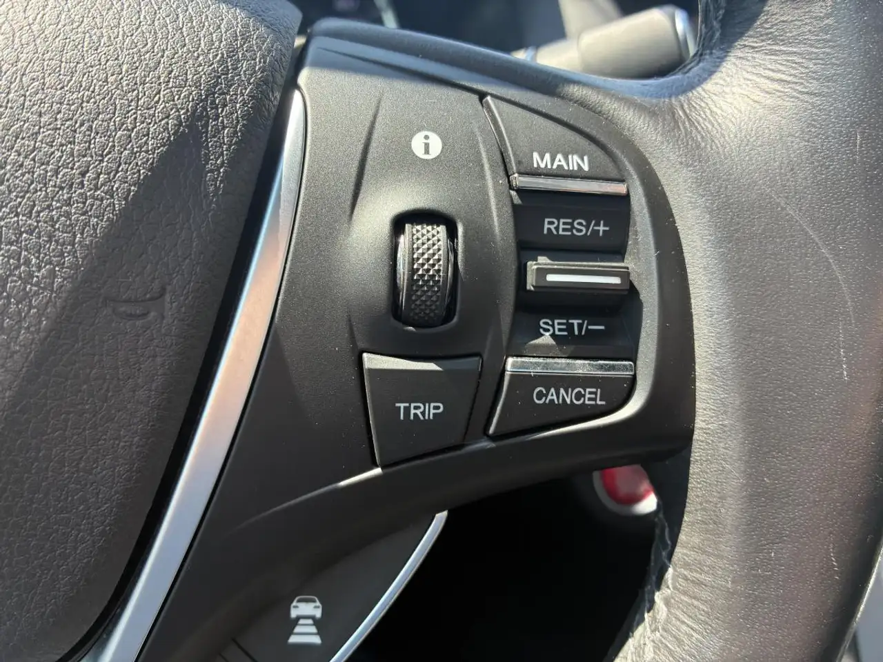 Acura TLX снимка Acura TLX