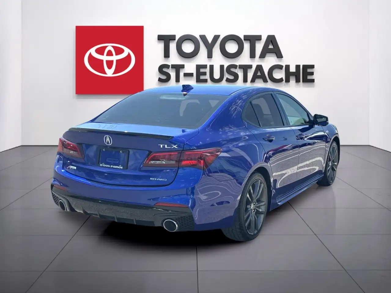 Acura TLX снимка Acura TLX