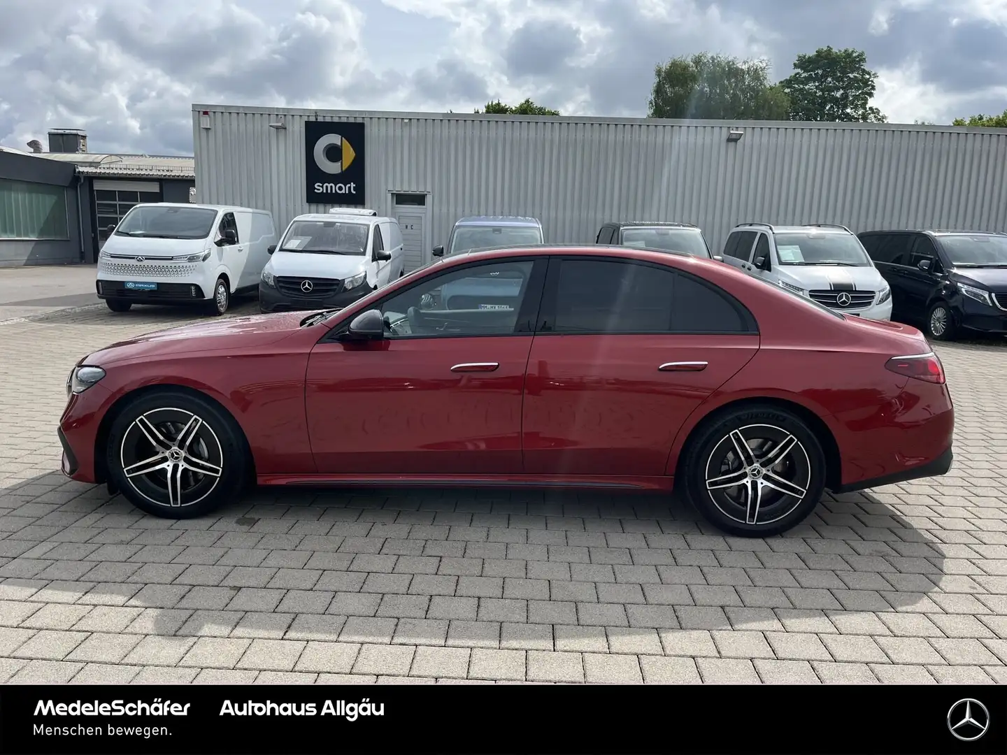 Mercedes-Benz E 450 E 450 d 4M AMG Premium+ Servotüren Standh. NP108 Rot - 2