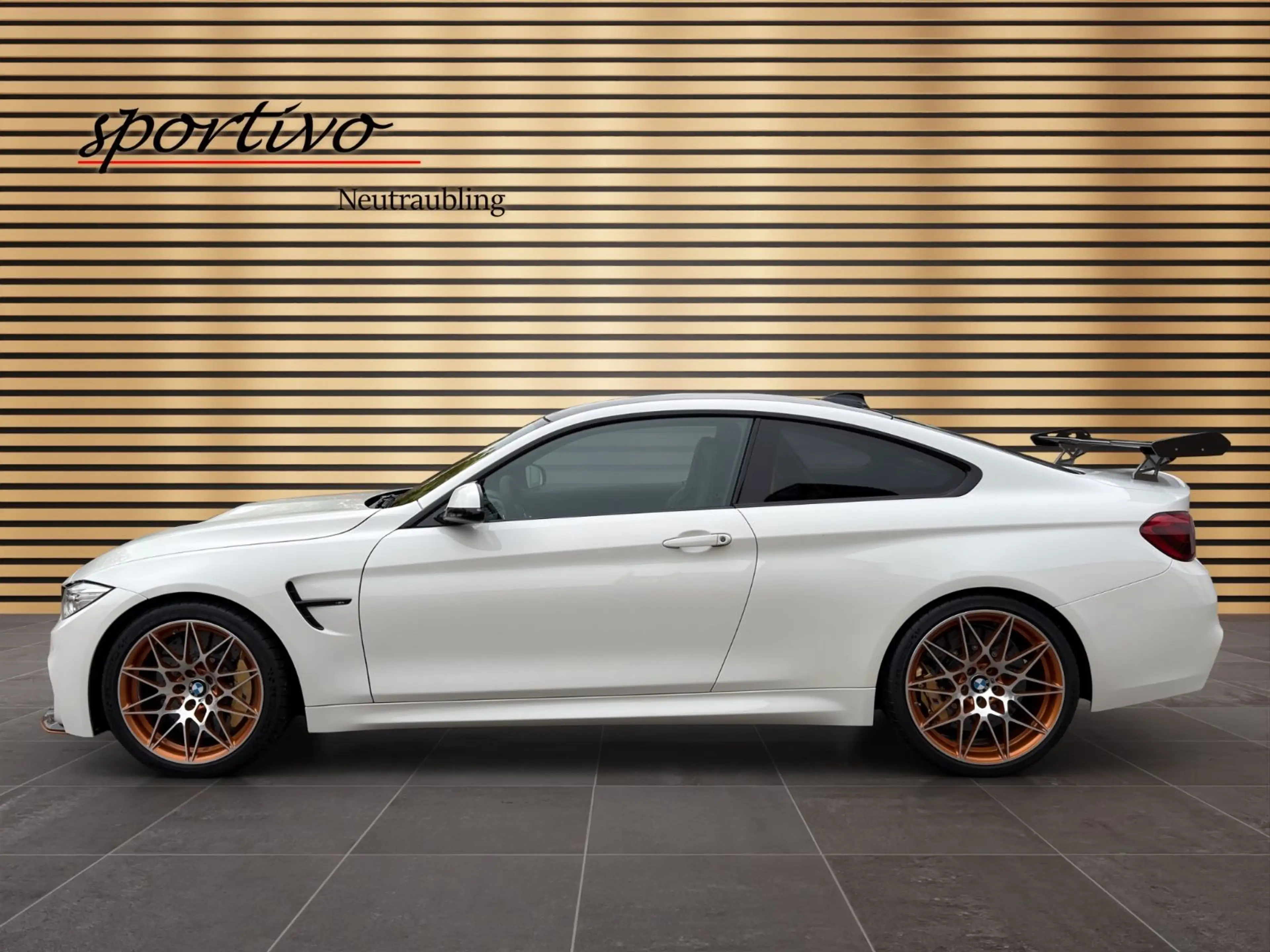 BMW M4 GTS/Clubsport-Paket/1 of 700/Head-Up/DAB — photo 2