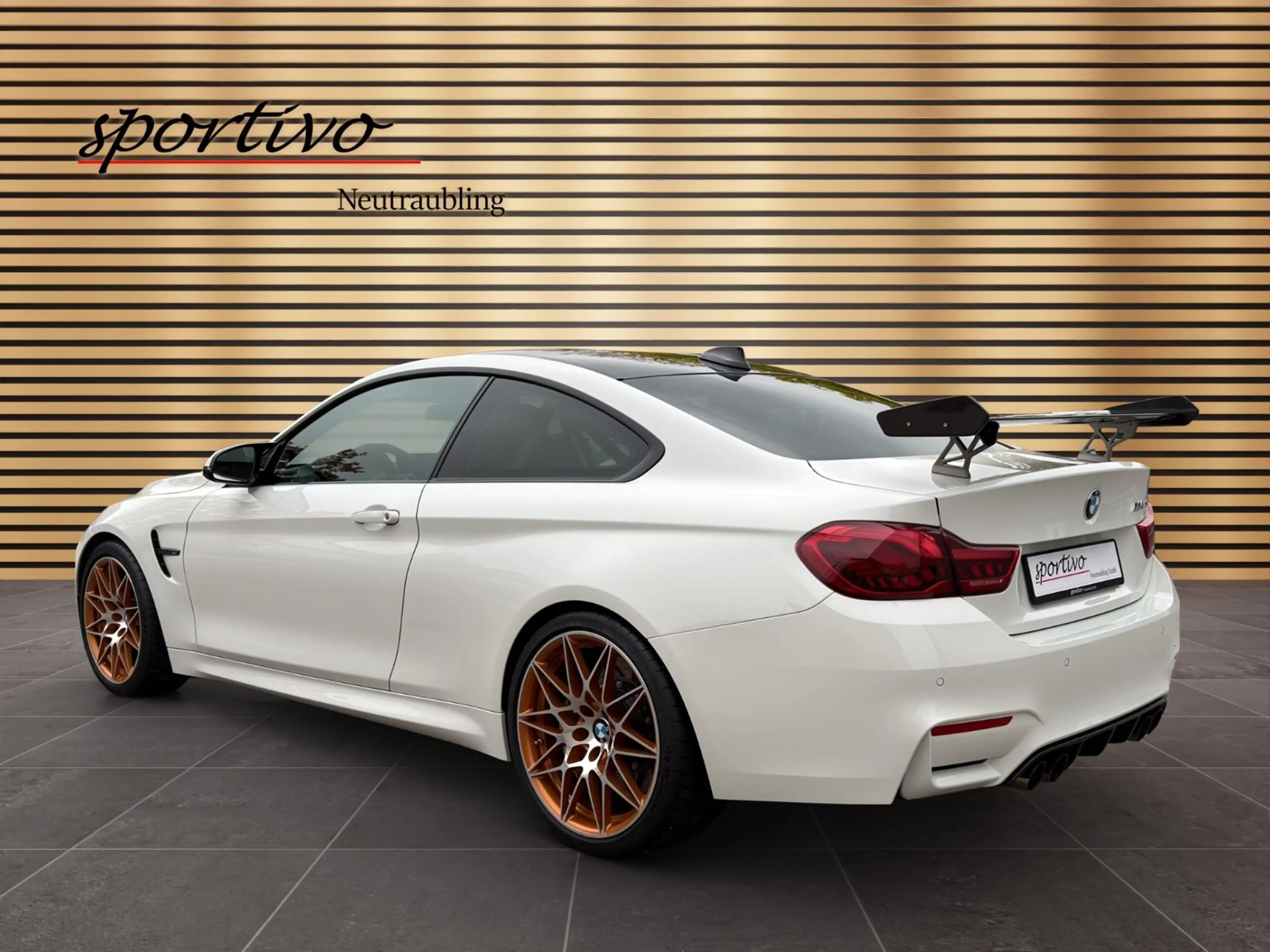 BMW M4 GTS/Clubsport-Paket/1 of 700/Head-Up/DAB — photo 3