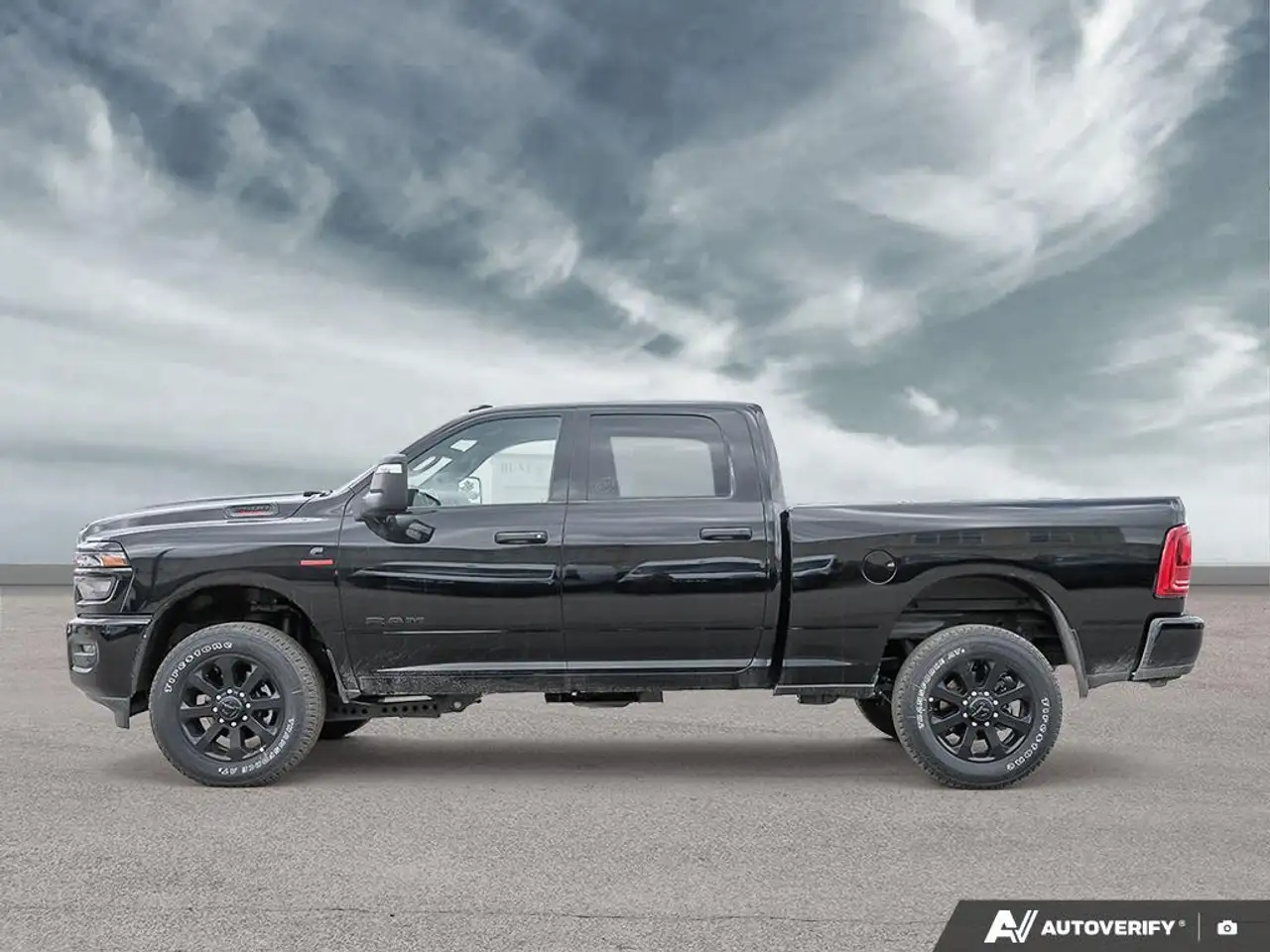 RAM 2500 снимка RAM 2500