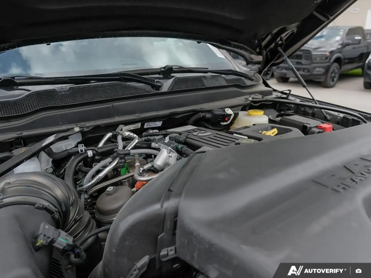 RAM 2500 снимка RAM 2500