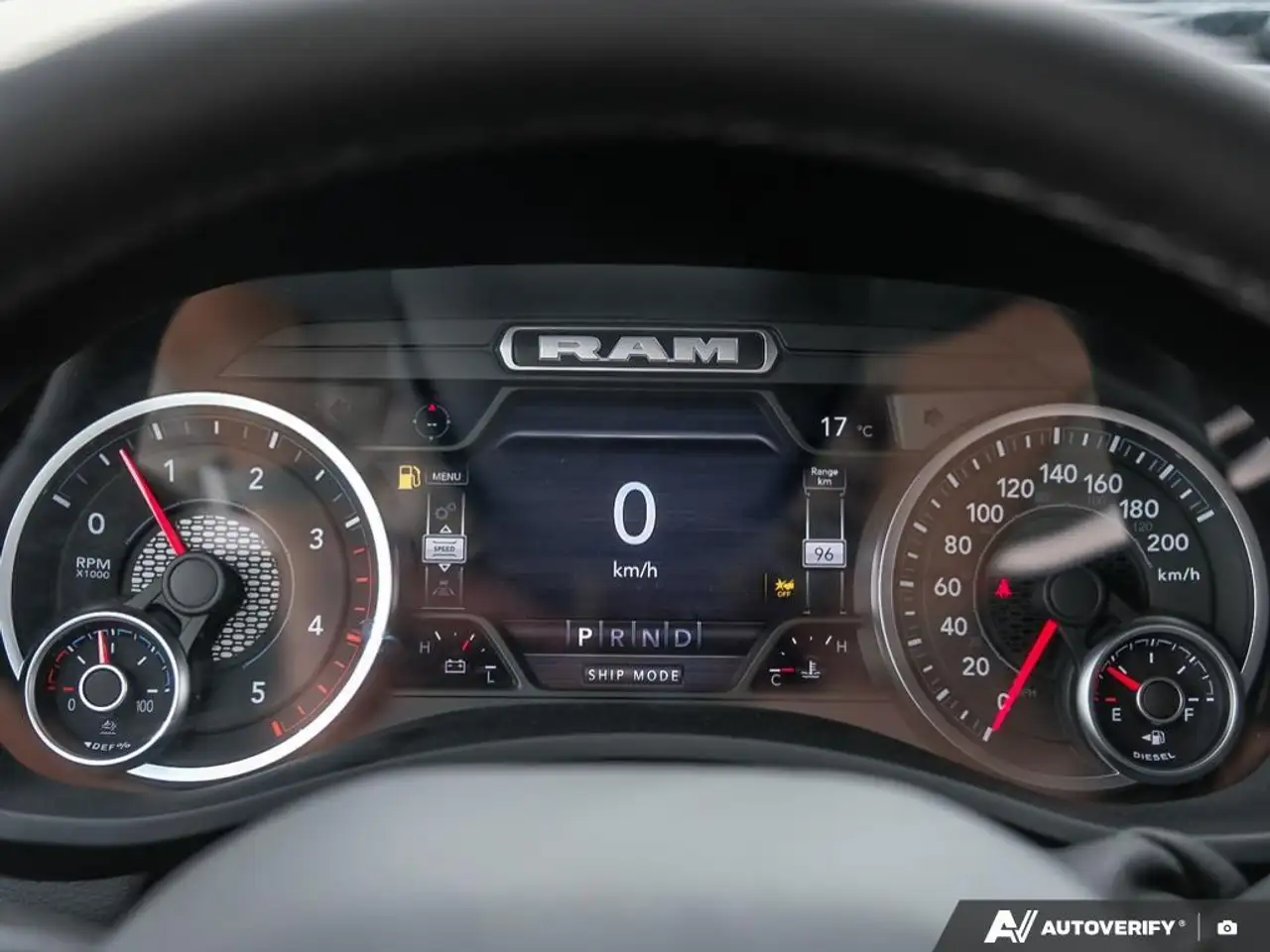 RAM 2500 снимка RAM 2500