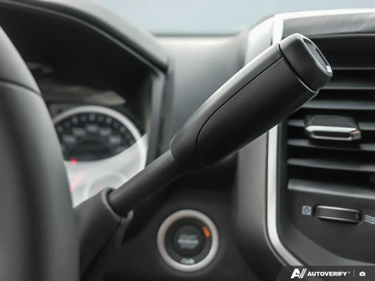 RAM 2500 снимка RAM 2500