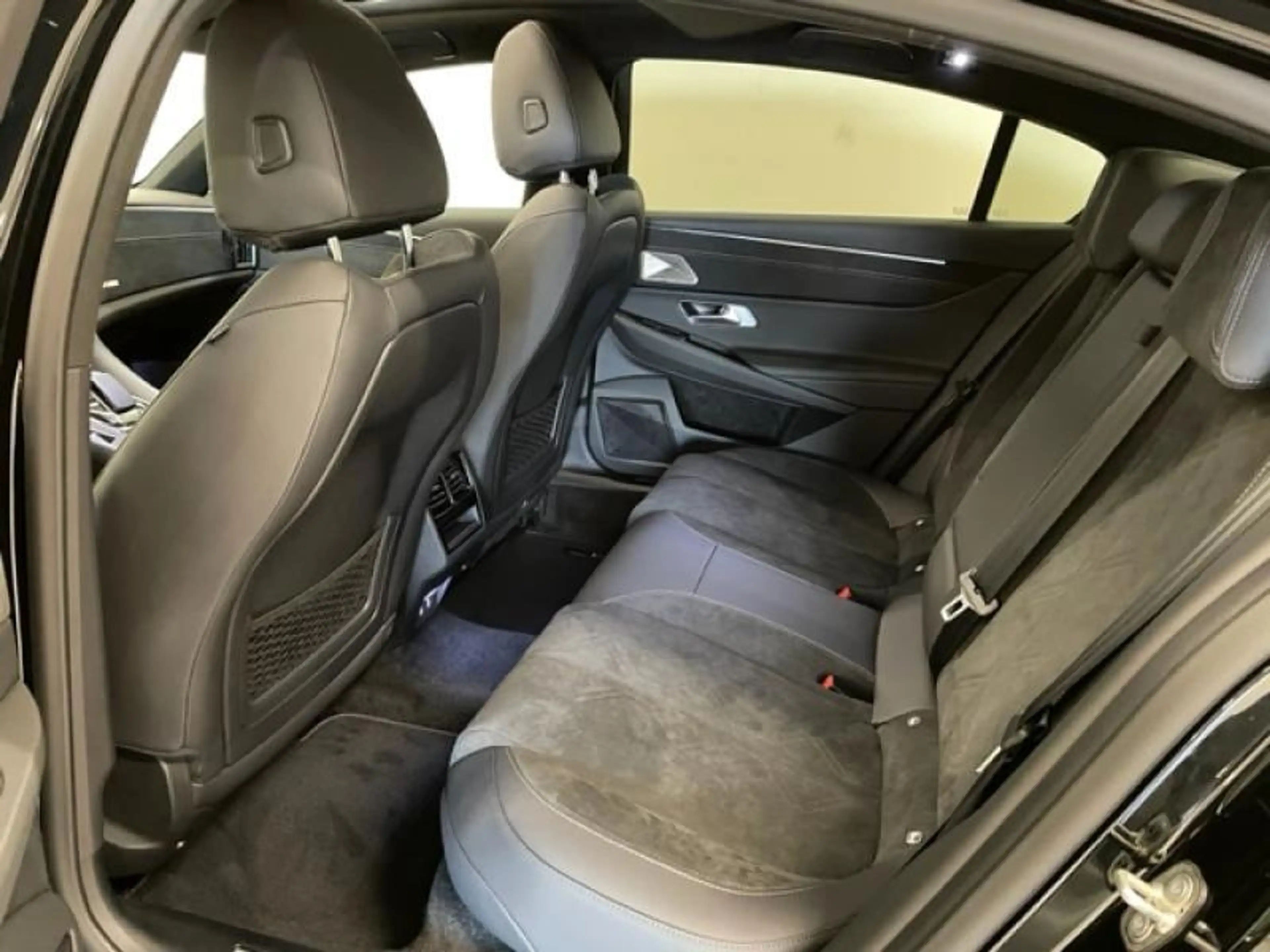 DS Automobiles DS 9 E-TENSE PERFORMANCE LINE + — photo 10