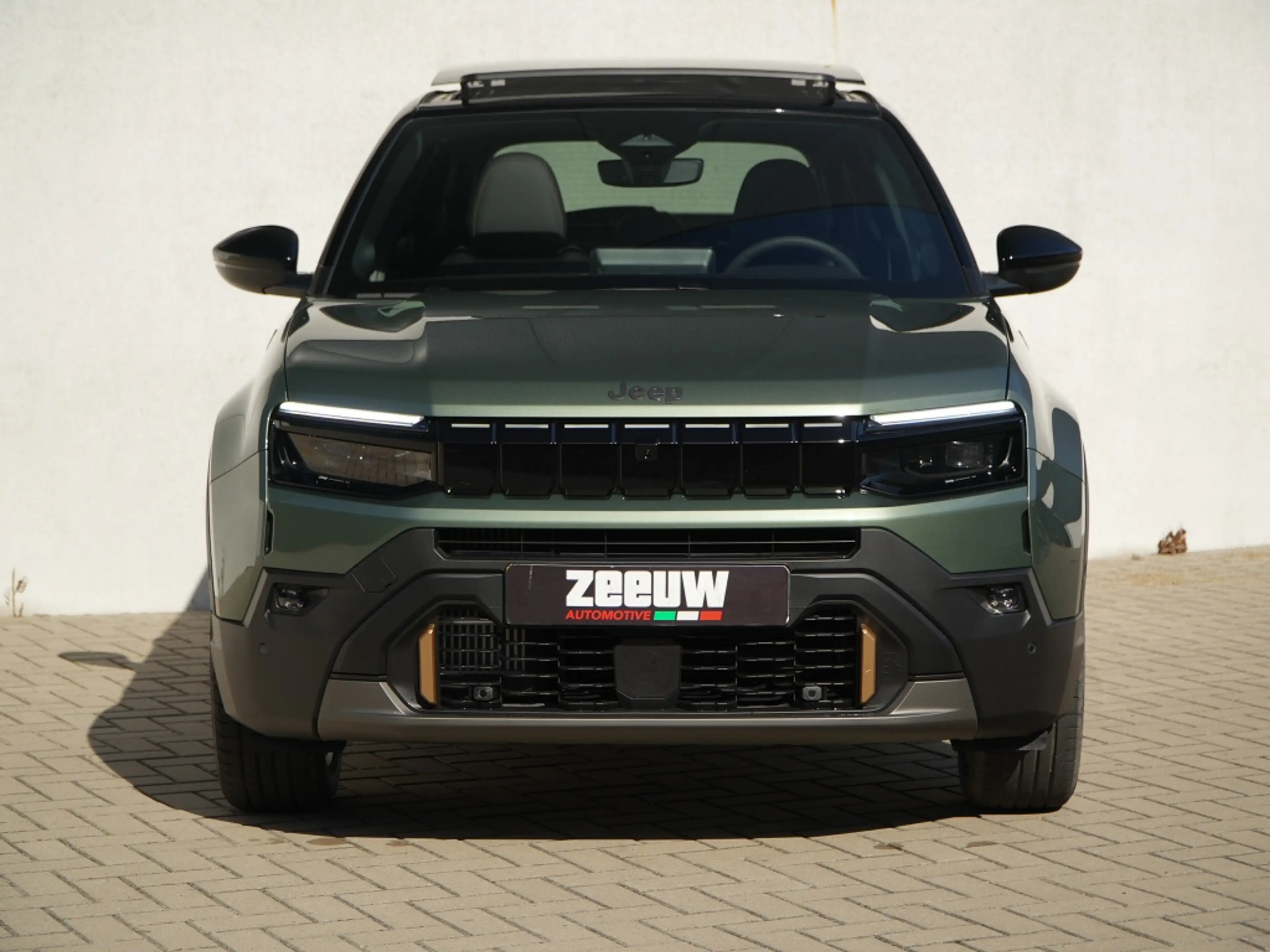 Jeep Avenger 1.2 e-Hybrid 85th Anniversary | Schuifdak | Winter — photo 5