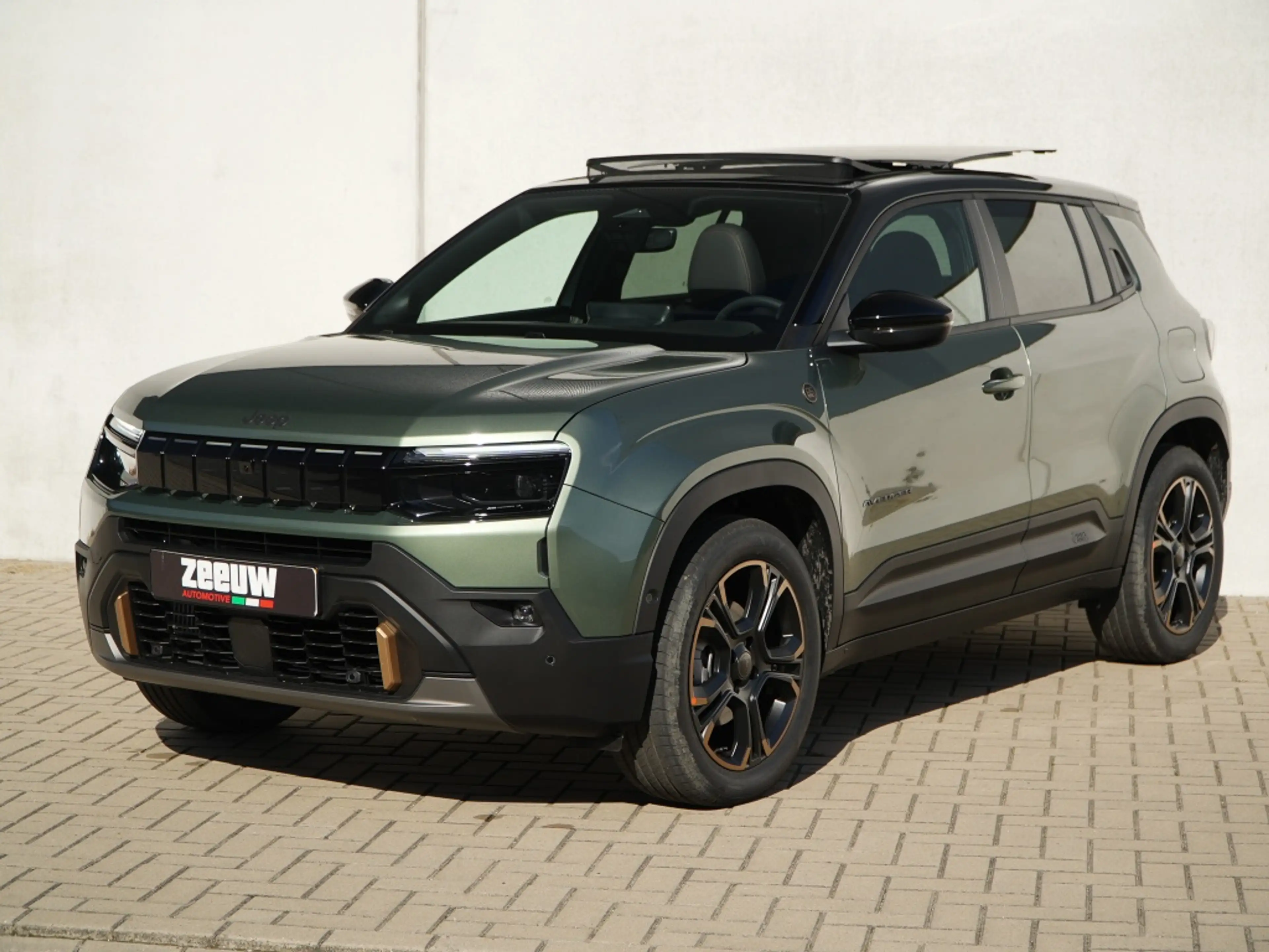 Jeep Avenger 1.2 e-Hybrid 85th Anniversary | Schuifdak | Winter — photo 6