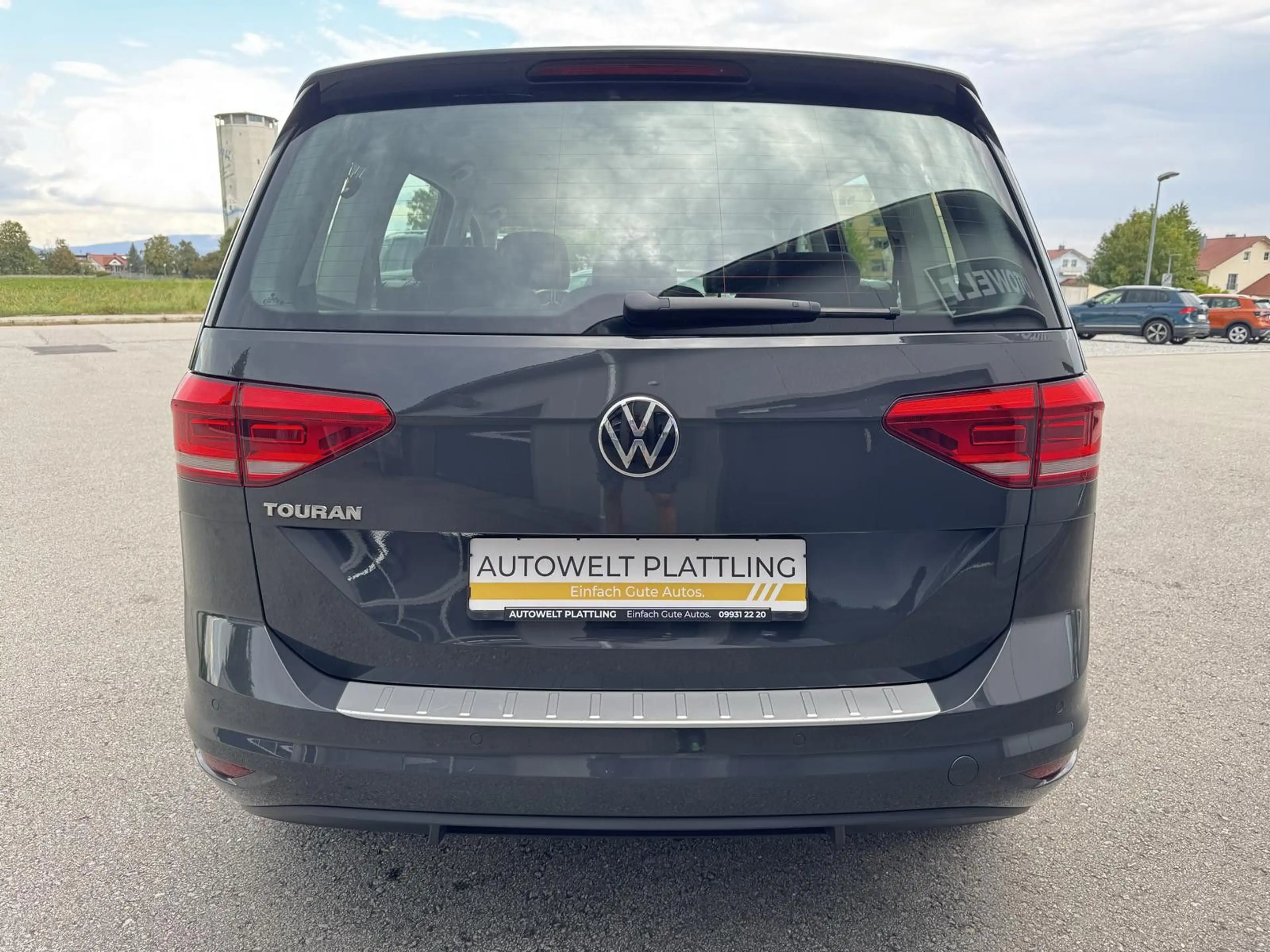 Volkswagen Touran Comfortline 2.0 TDI 7-Sitzer AHK LED ACC — photo 7