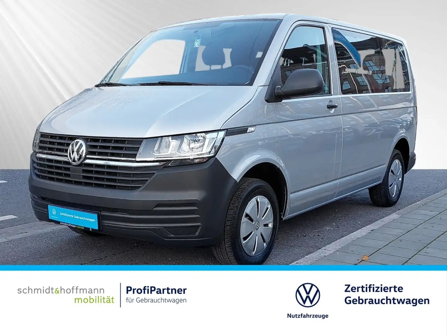 Volkswagen T6.1 Transporter Kombi 2.0 TDI PDC+KLIMA+HHC Klima Einparkhilfe Silber - 1