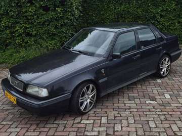460 2.0i Luxury-Line