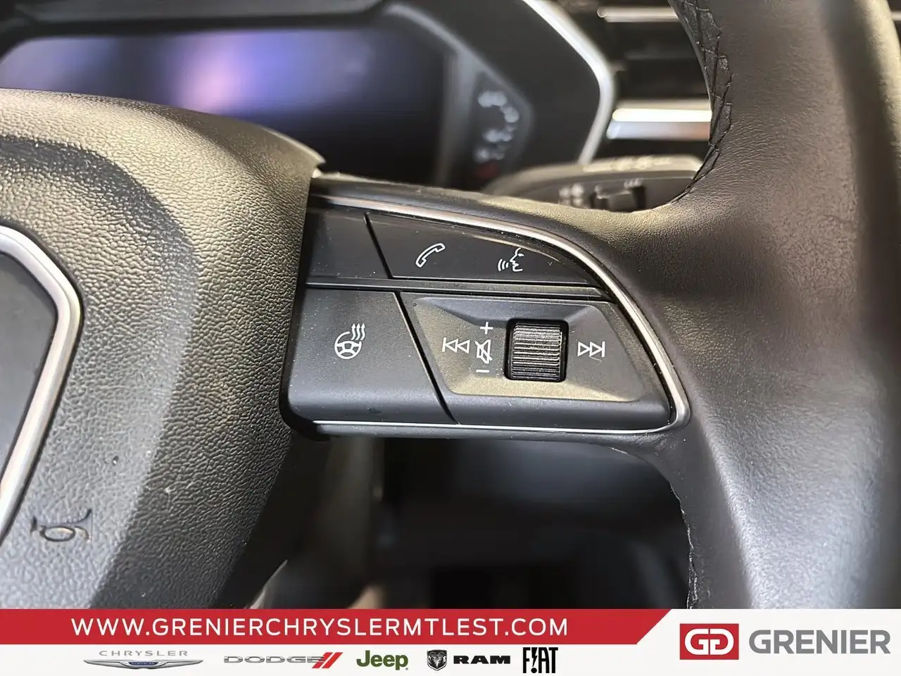 Audi Q3 снимка Audi Q3