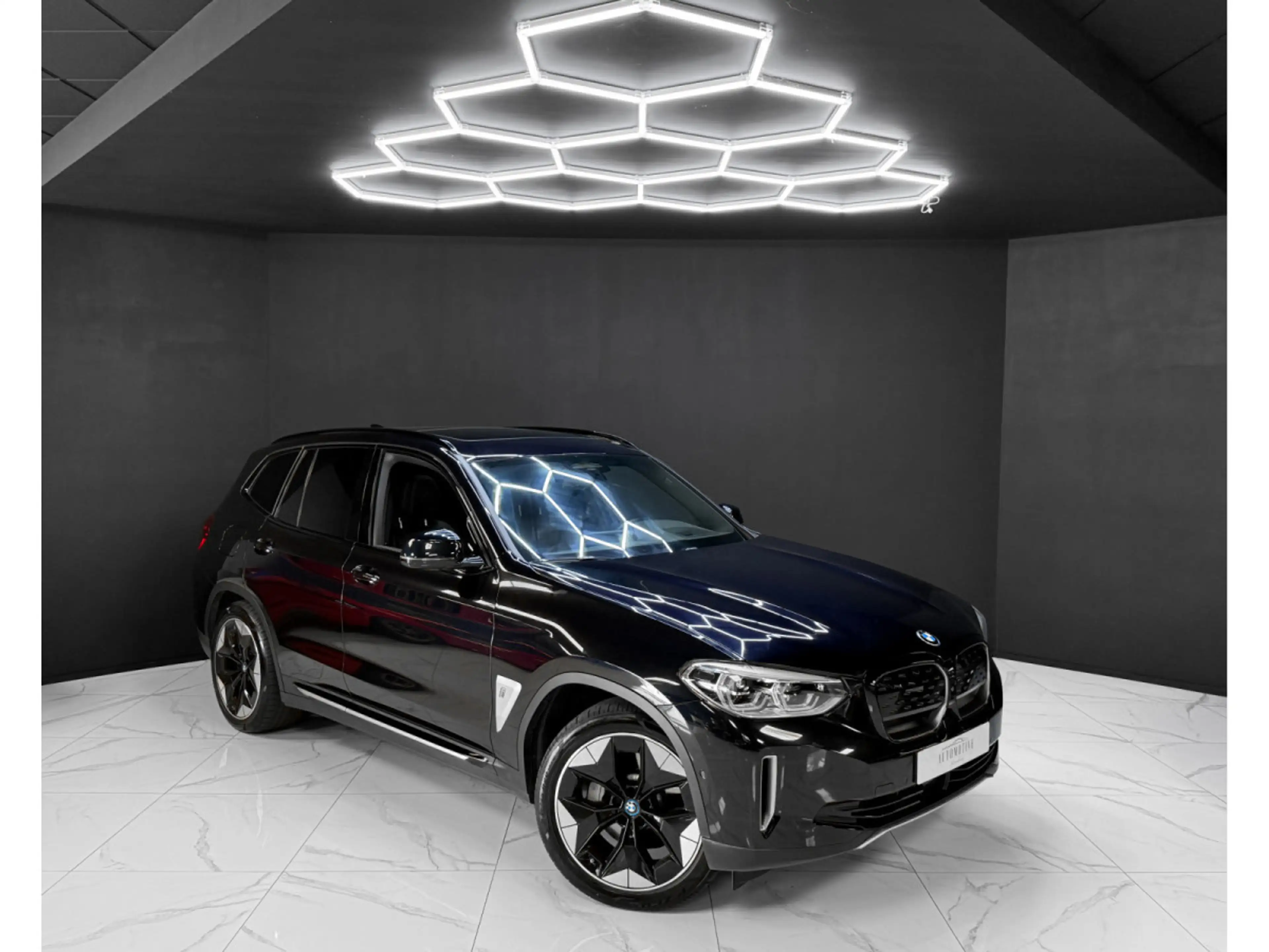 BMW iX3 iX3 / HEAD-UP / 360 / HK / KEYLESS — photo 7