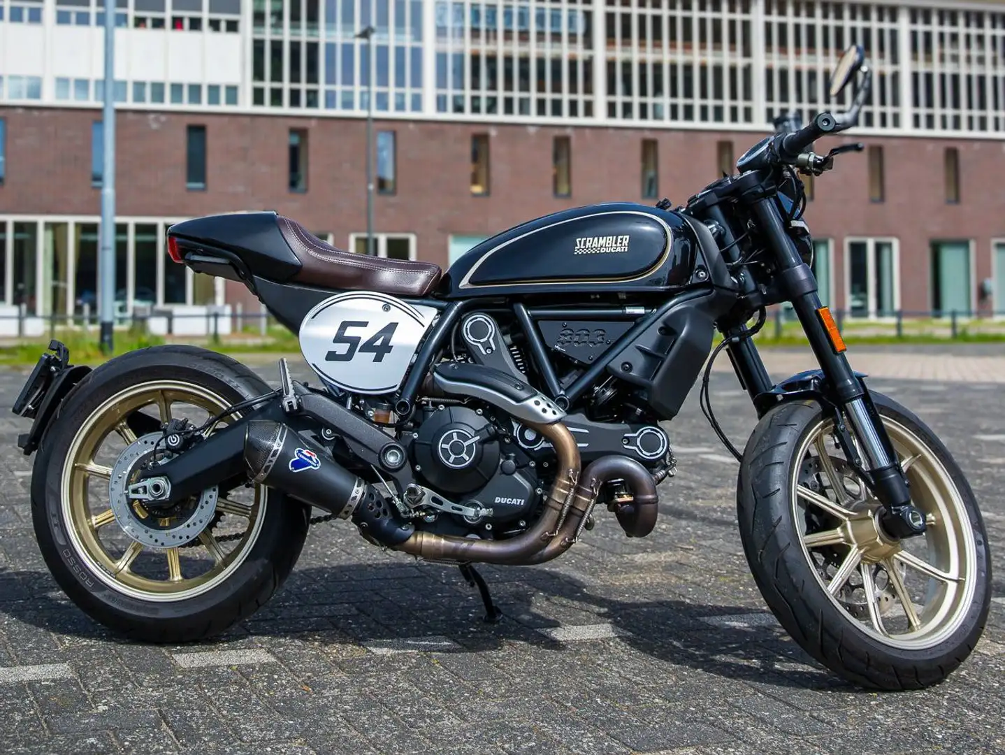 Ducati Scrambler Café Racer Zwart - 1