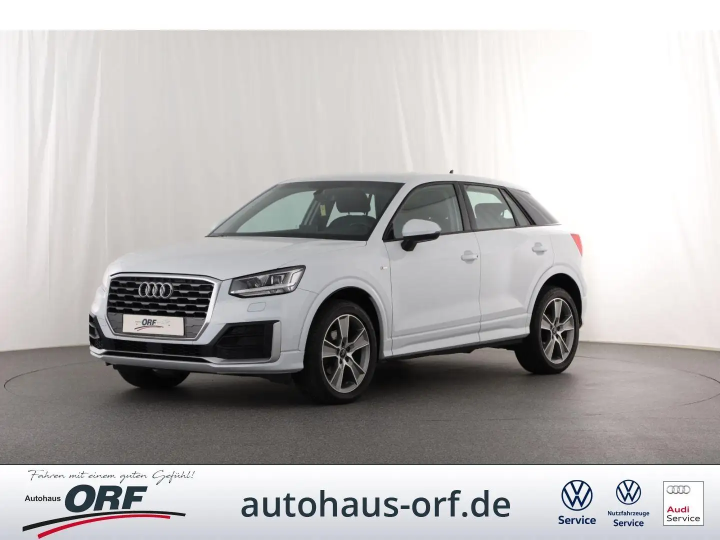 Audi Q2 30 TFSI 1.0 design S-line AHK LED NAVI ALU SITZHZG Weiß - 2