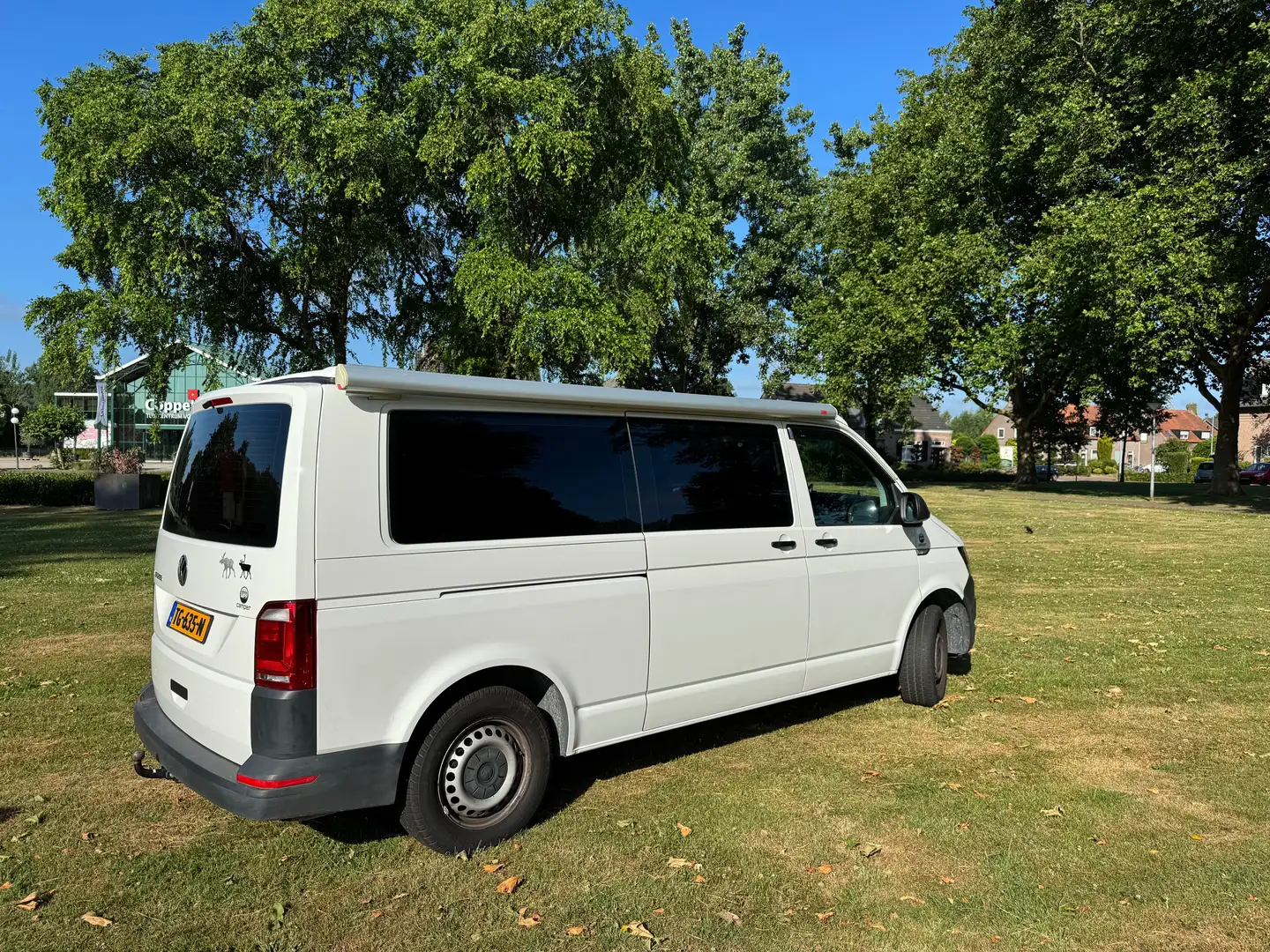 Volkswagen T6 Kombi Camper White - 1