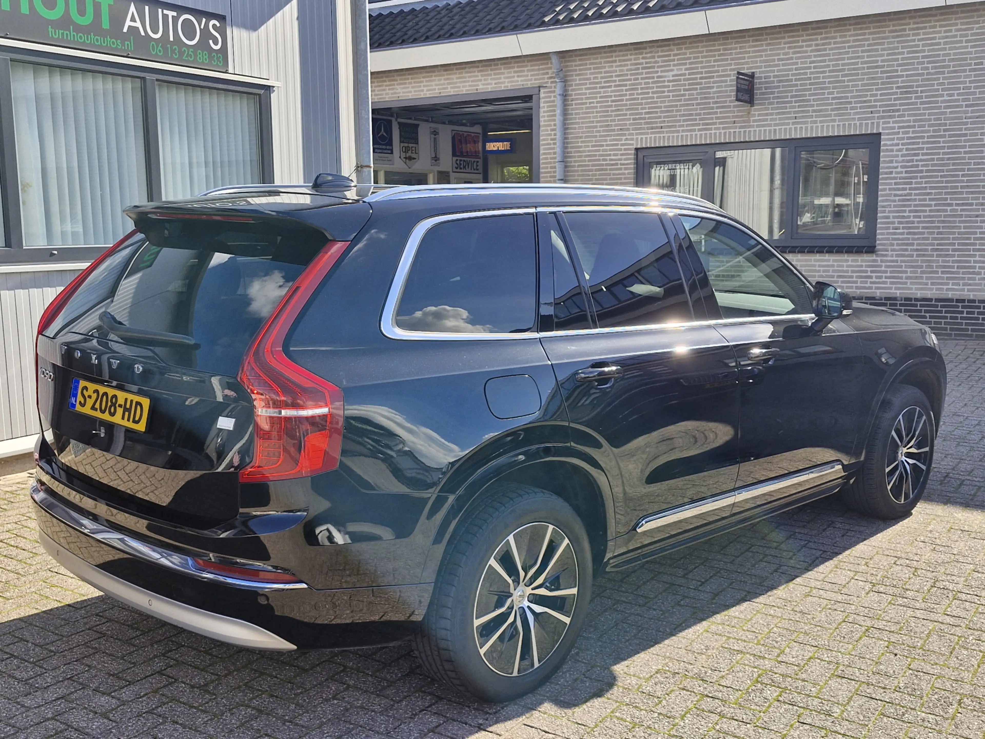 Volvo XC90 T8 Recharge AWD | Draadloze telefoonlader | Dodeho — photo 4