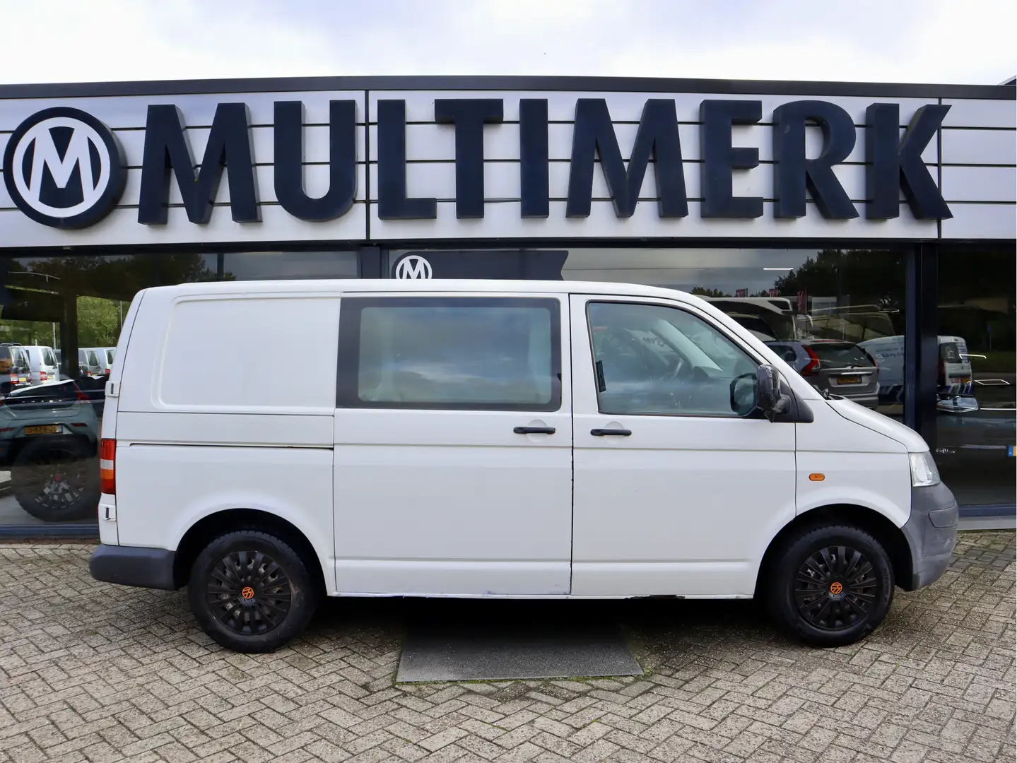 Volkswagen T5 Transporter 1.9 TDI MARGE/BTW VRIJ - 2