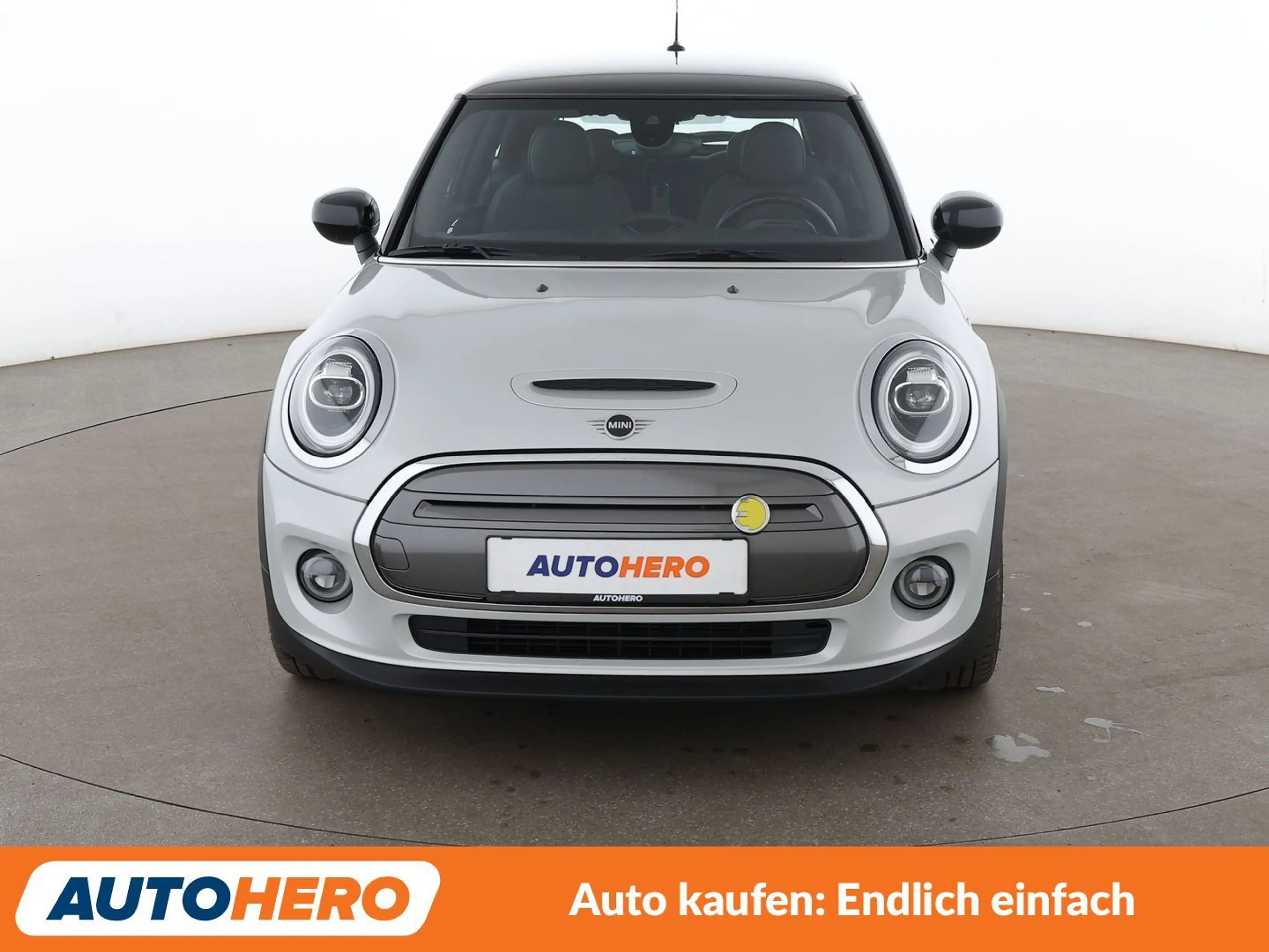 MINI Cooper SE Cooper SE Trim M Aut.*NAVI*LED*TEMPO*PDC* — photo 9