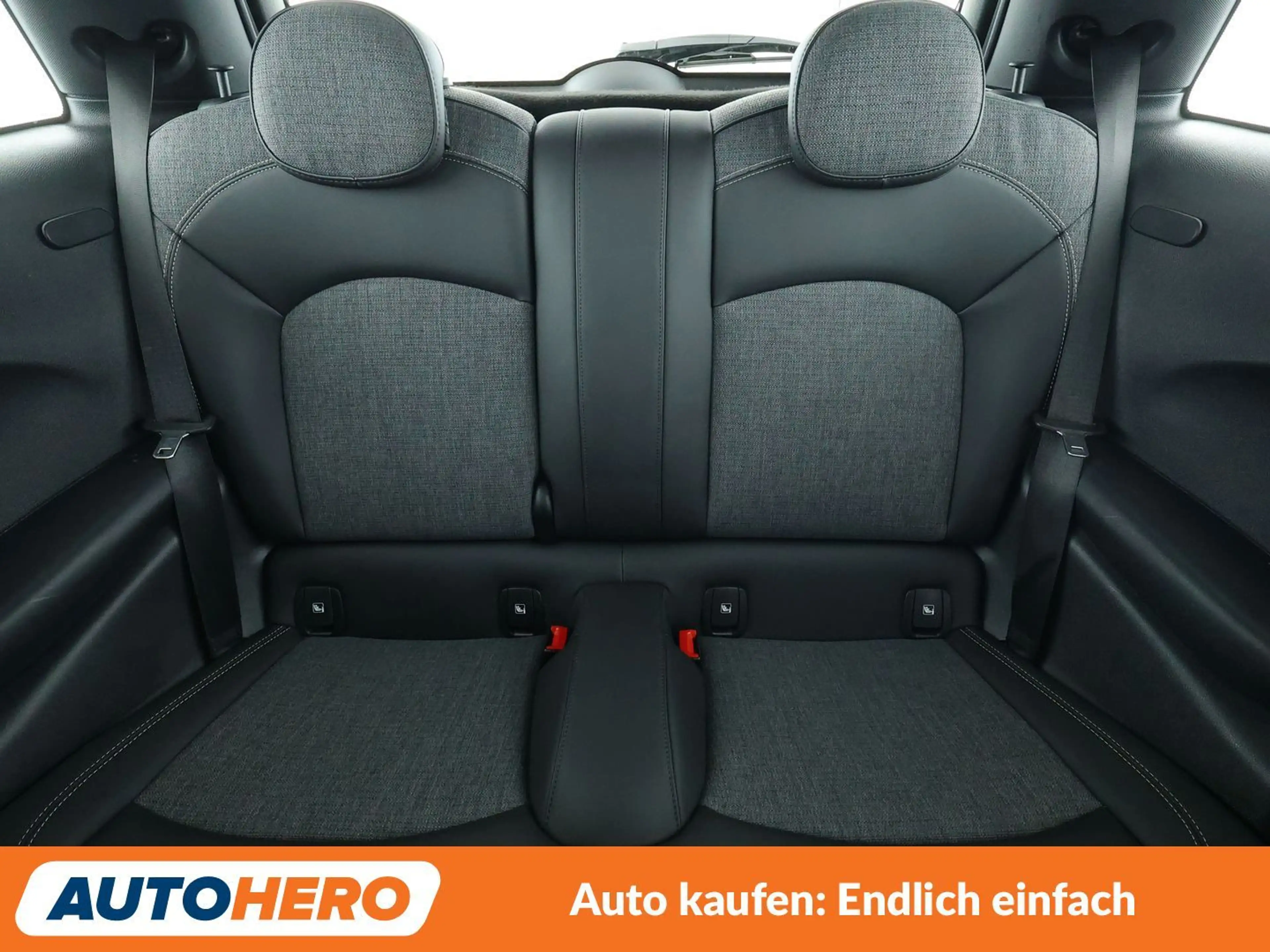 MINI Cooper SE Cooper SE Trim M Aut.*NAVI*LED*TEMPO*PDC* — photo 15