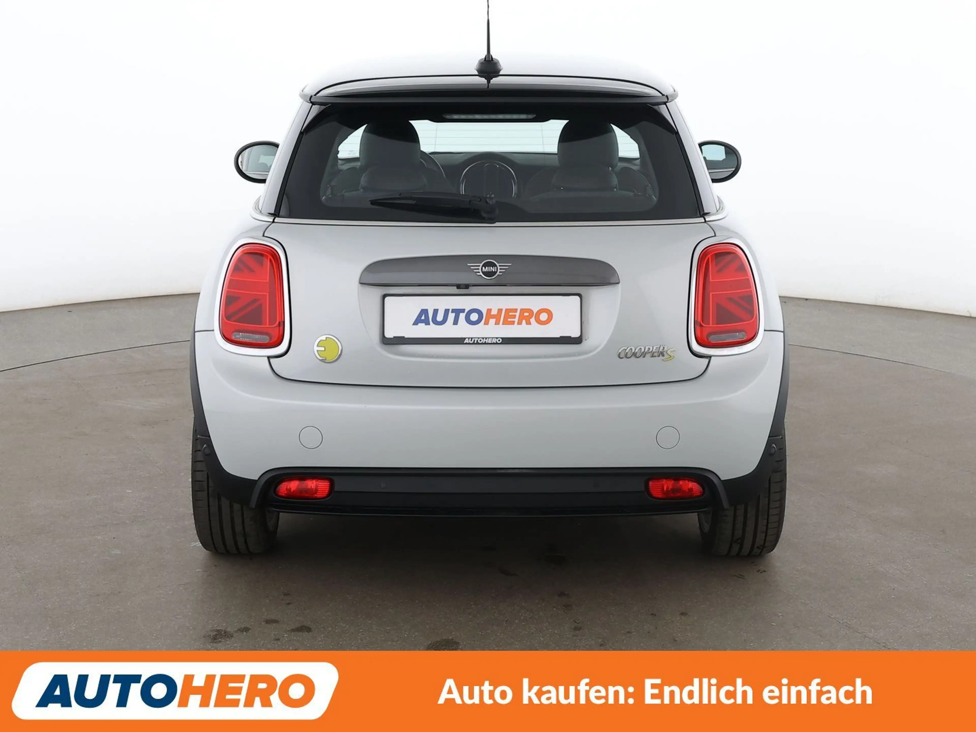 MINI Cooper SE Cooper SE Trim M Aut.*NAVI*LED*TEMPO*PDC* — photo 5