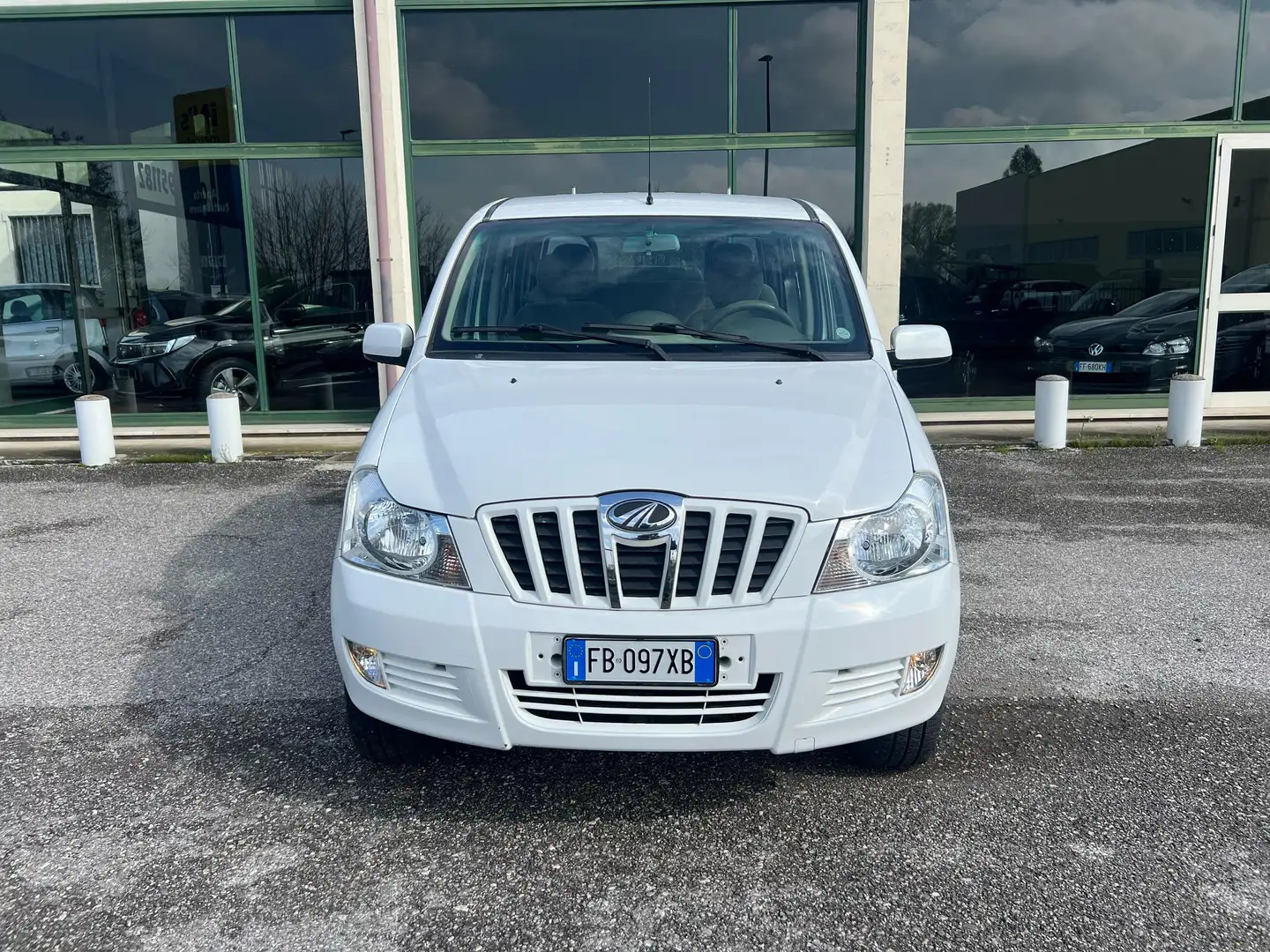 Mahindra Genio Genio Pick Up 2.2 m sc SC2 4wd N1 E5+ Bianco - 2