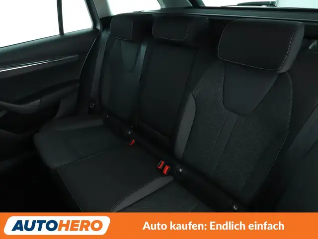 Skoda Octavia view 14