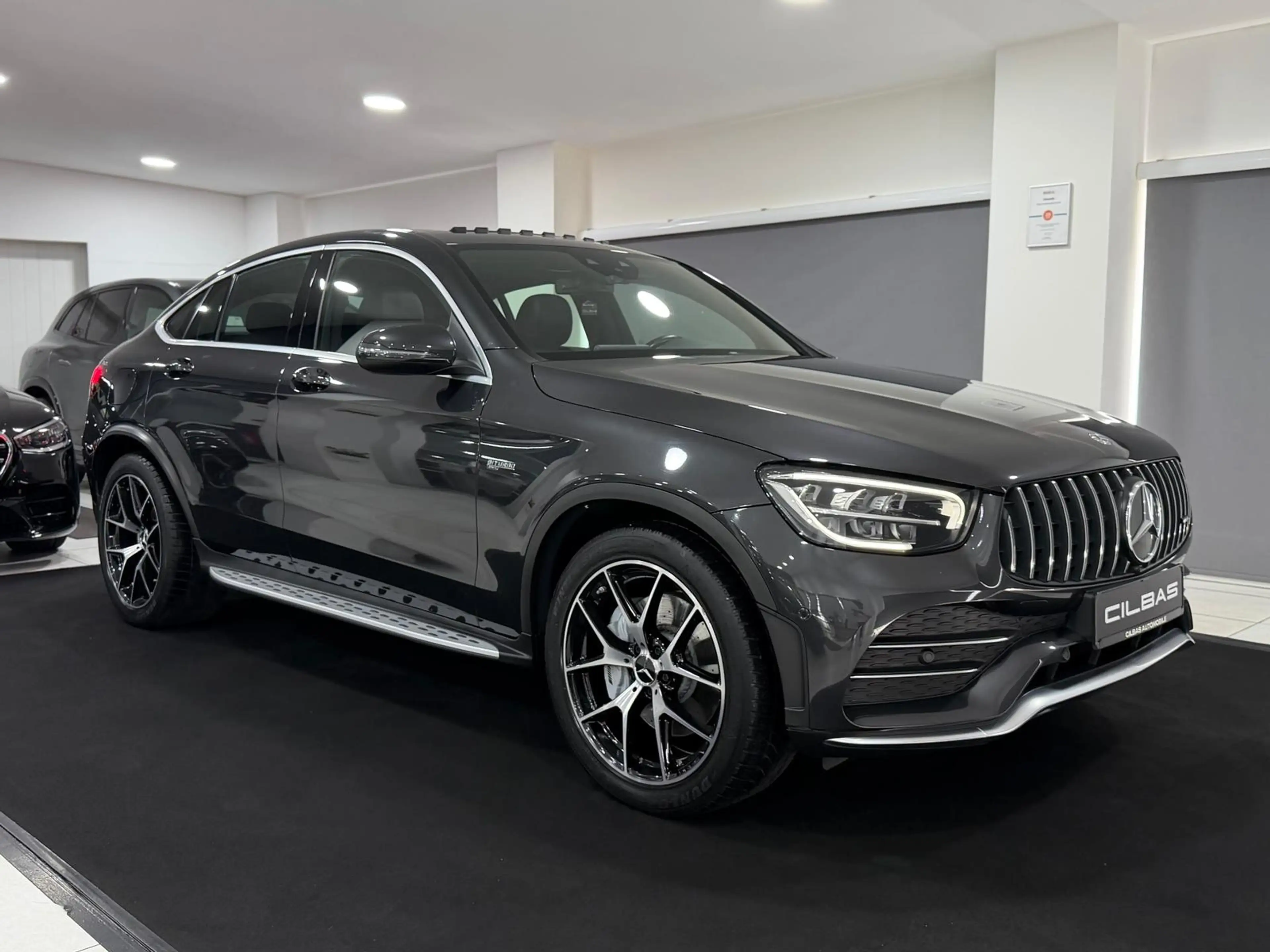 Mercedes-Benz GLC 43 AMG 4M Coupe*PANO*AMBI*KAM*GSD*WIDE*AHK* — photo 5