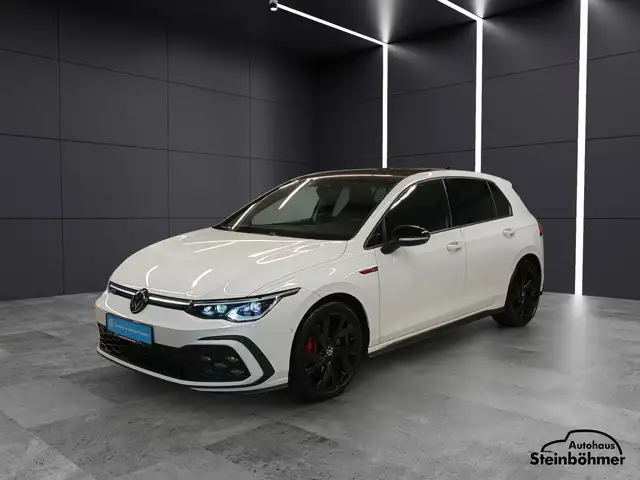 Volkswagen Golf view 2